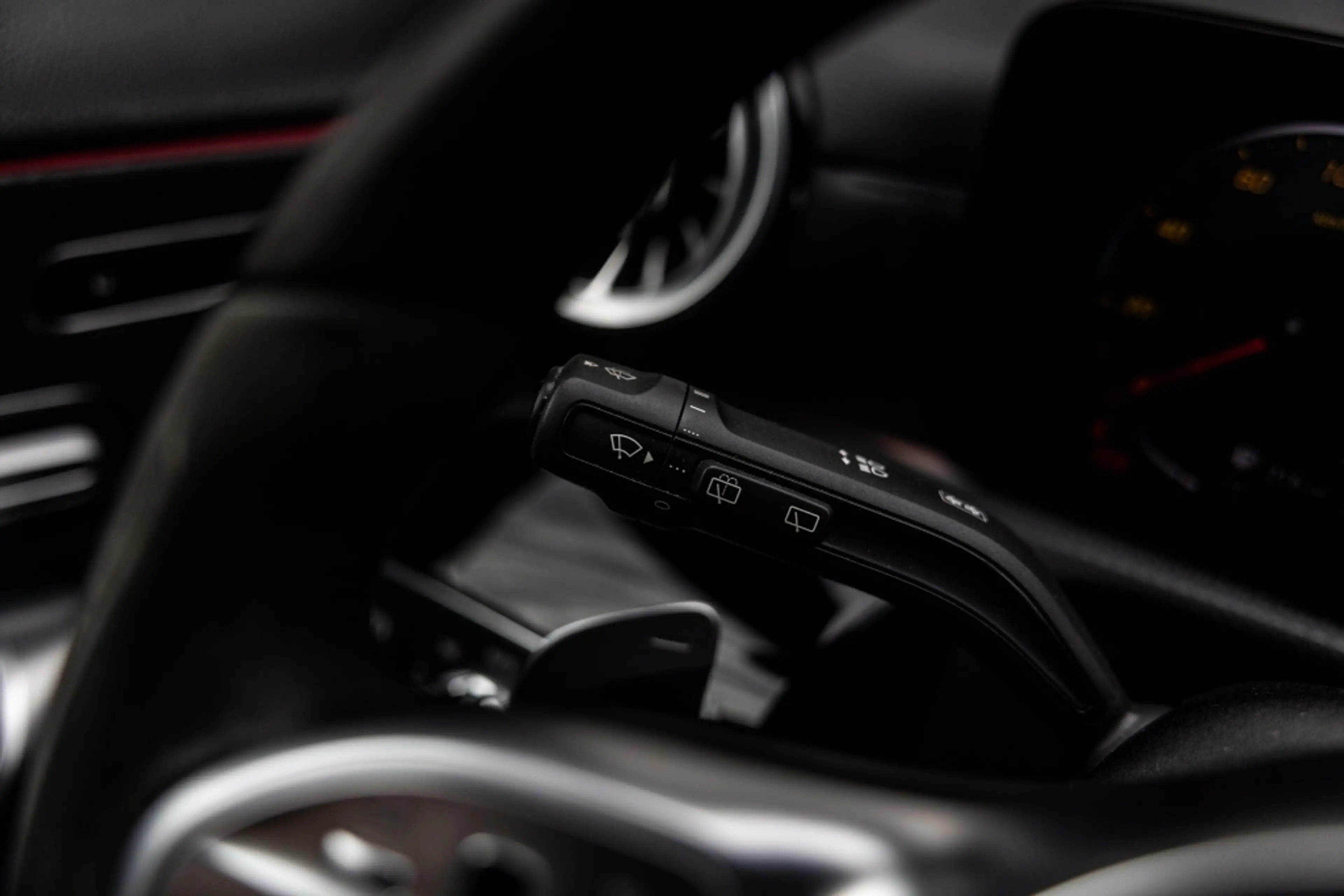 Mercedes-Benz A 250 e Premium Plus | Pano | Burmester | Memory | Multi — photo 39