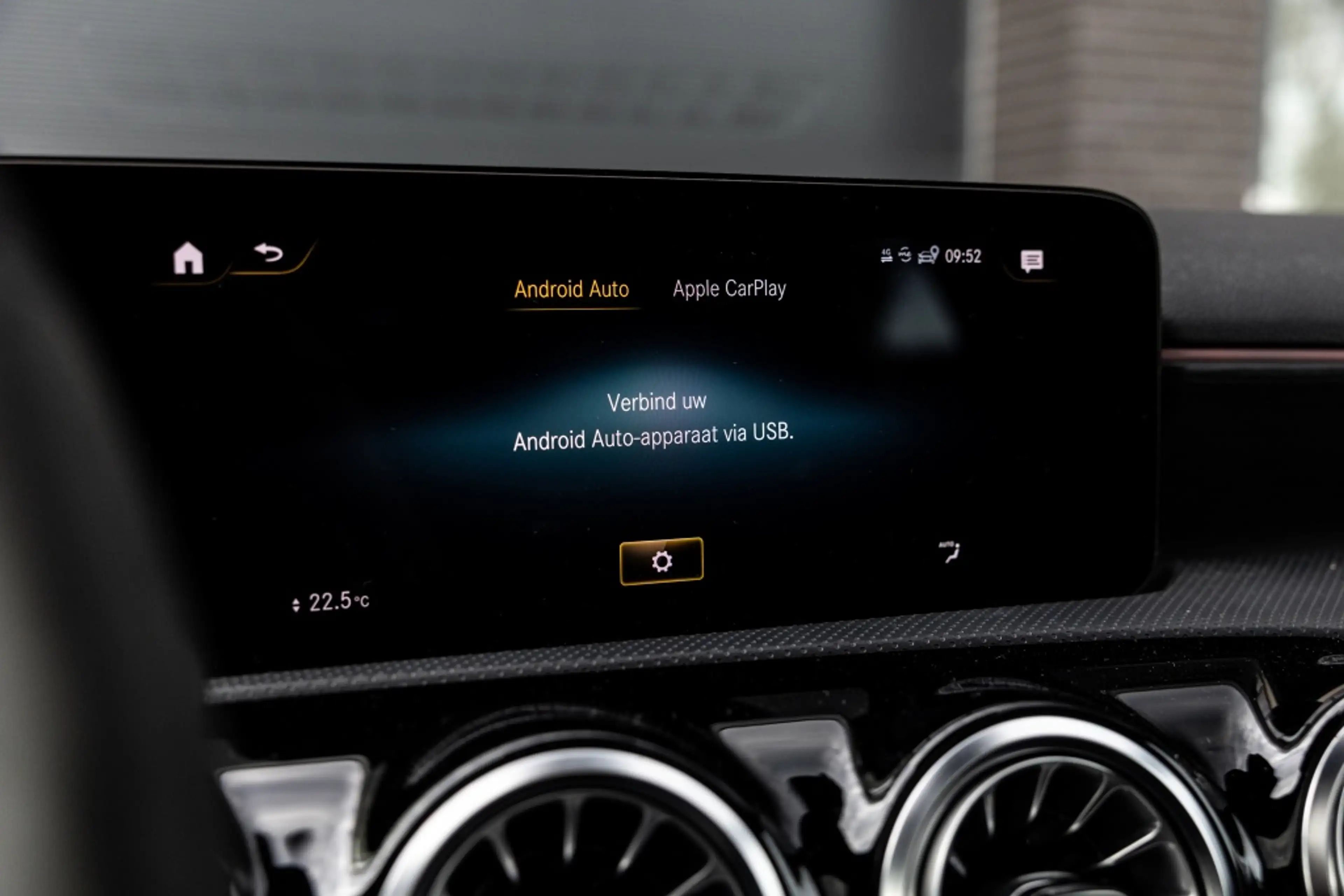 Mercedes-Benz A 250 e Premium Plus | Pano | Burmester | Memory | Multi — photo 48
