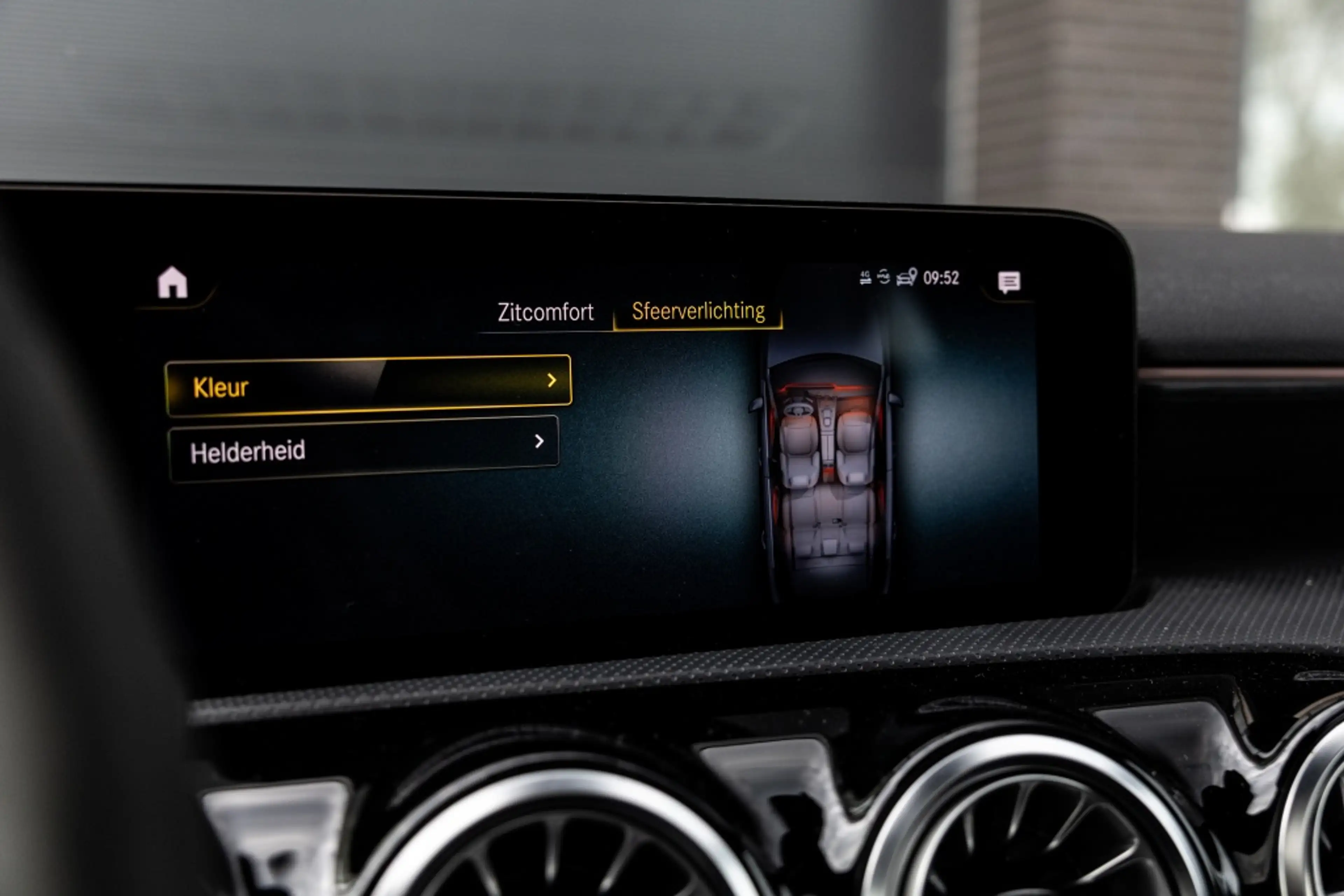 Mercedes-Benz A 250 e Premium Plus | Pano | Burmester | Memory | Multi — photo 50