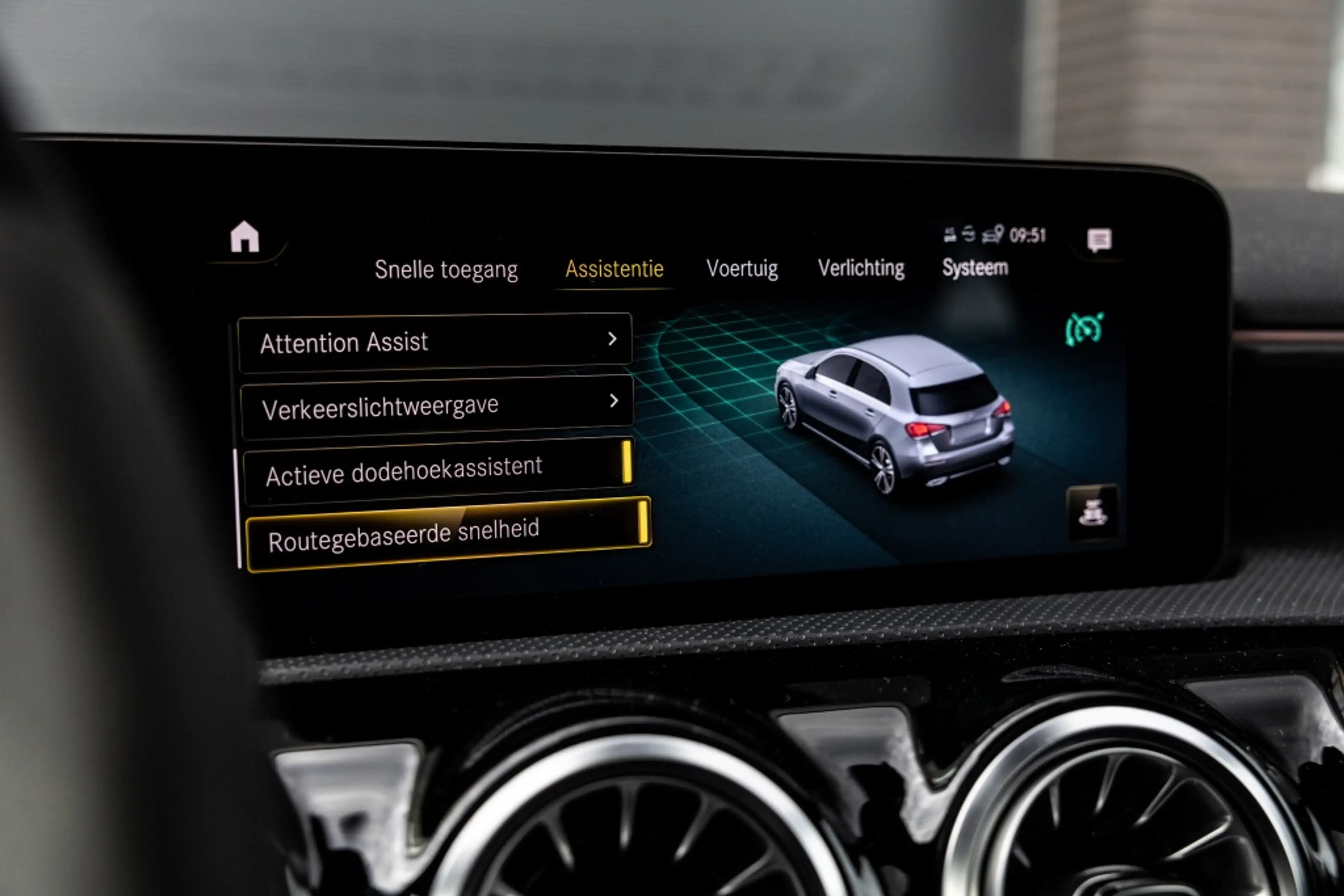 Mercedes-Benz A 250 e Premium Plus | Pano | Burmester | Memory | Multi — photo 46