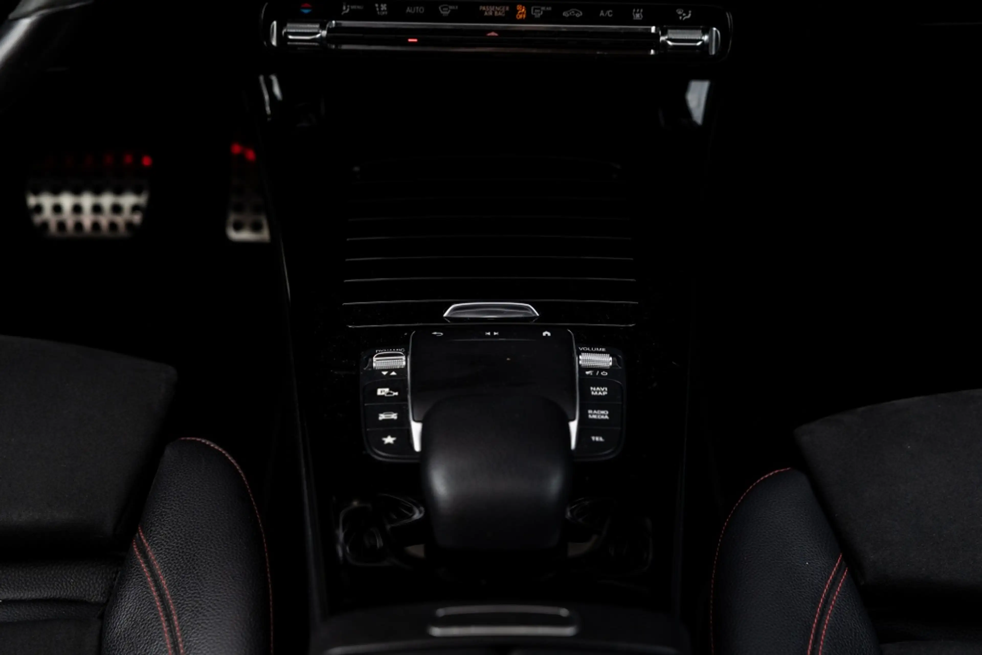 Mercedes-Benz A 250 e Premium Plus | Pano | Burmester | Memory | Multi — photo 28