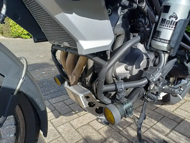 Triumph Tiger 800 - foto 7