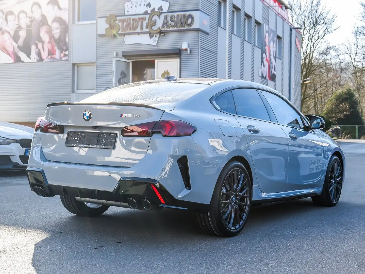 BMW 235 M235 xDrive Gran Coupé MSportPro DAProf HUD 360° Grau - 2