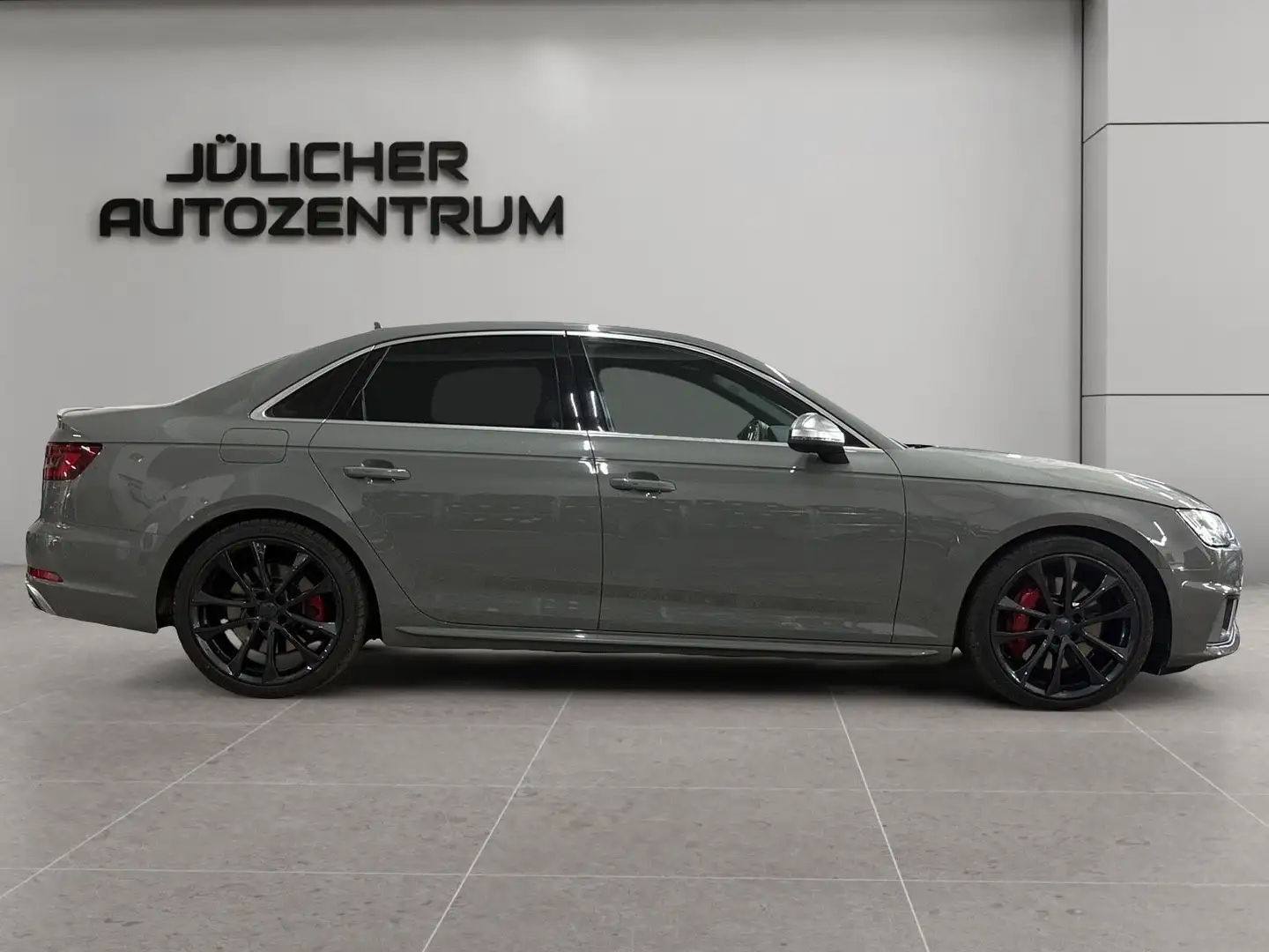 Audi S4 Lim. 3.0 TFSI tiptronic quattro, Insp. Neu Grau - 2