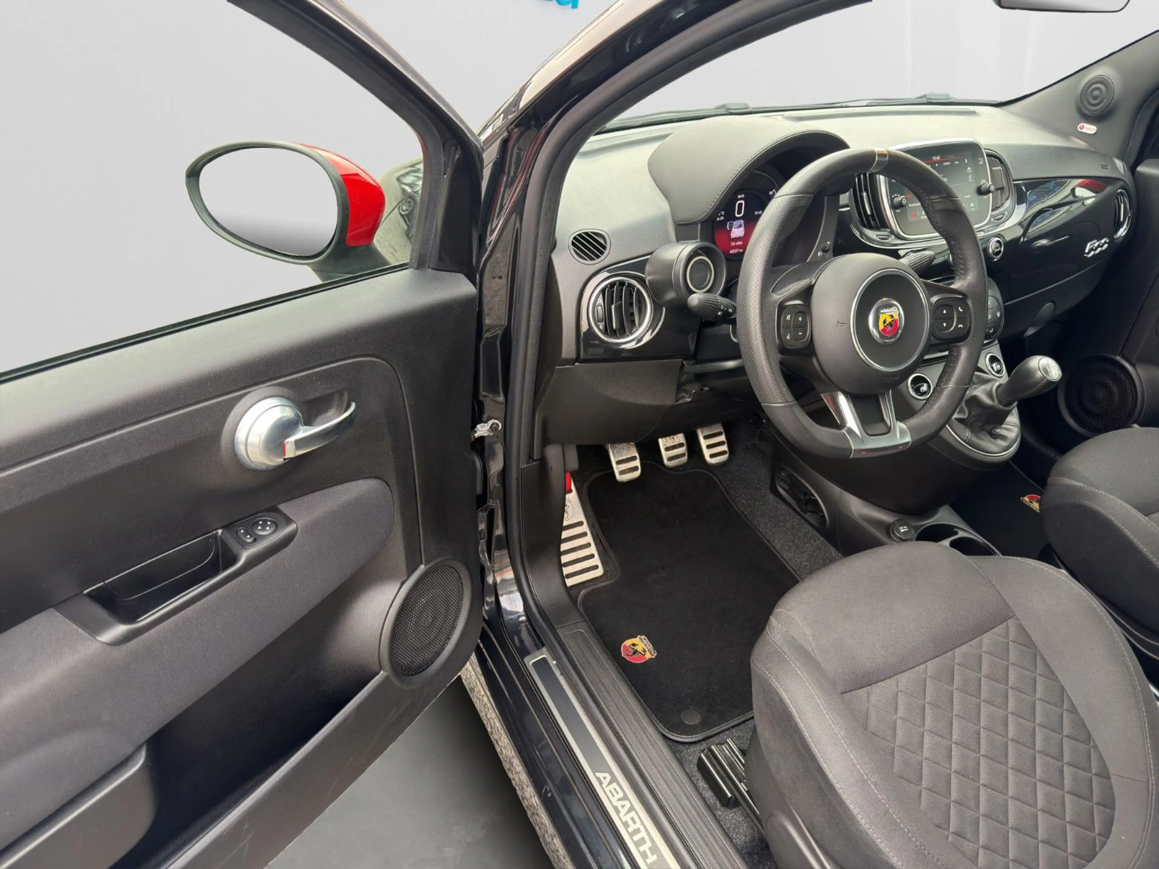 Abarth 500 595 Cabrio KLIMAAUT NAVI APP DAB el.Faltdach 16' — photo 11