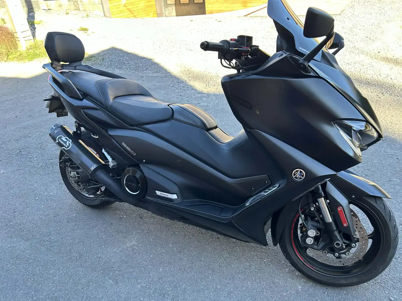 Yamaha Tmax 560