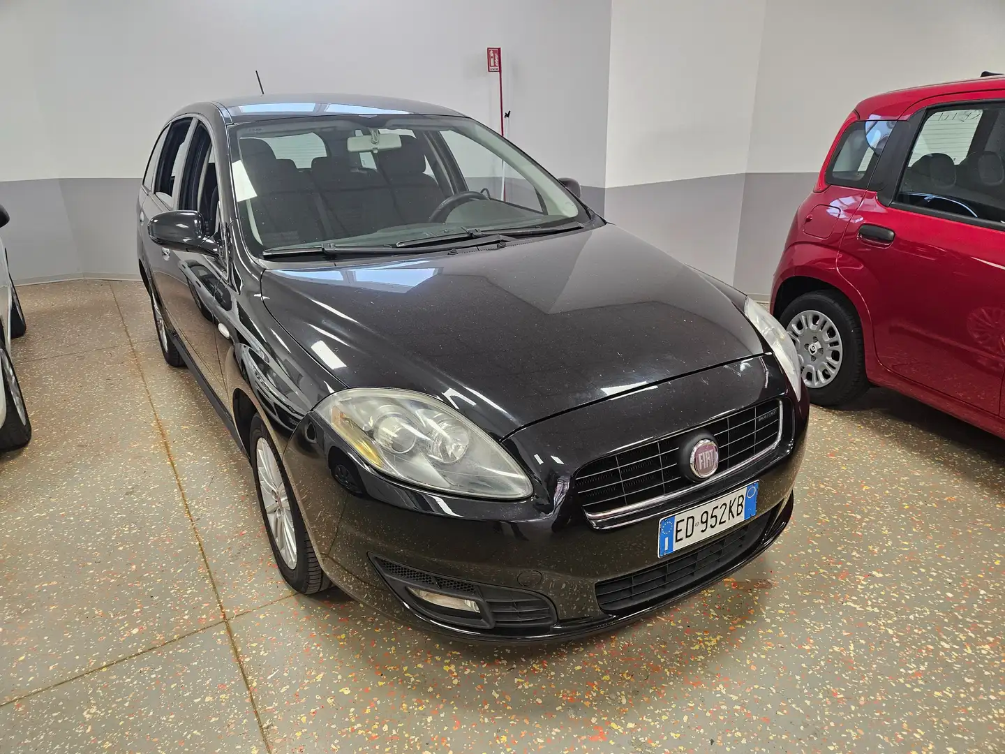 Fiat Croma Croma  1.9 mjt 16v Emotion 150cv Nero - 2