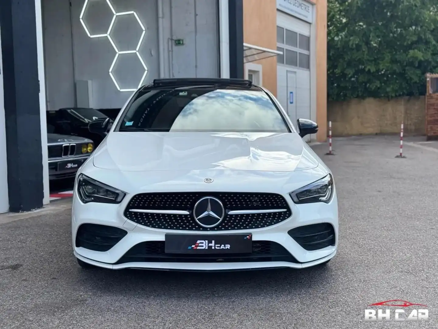 Mercedes-Benz CLA 200 Classe COUPE 2.0 200 D 150 AMG LINE 8G-DCT BVA Blanc - 2