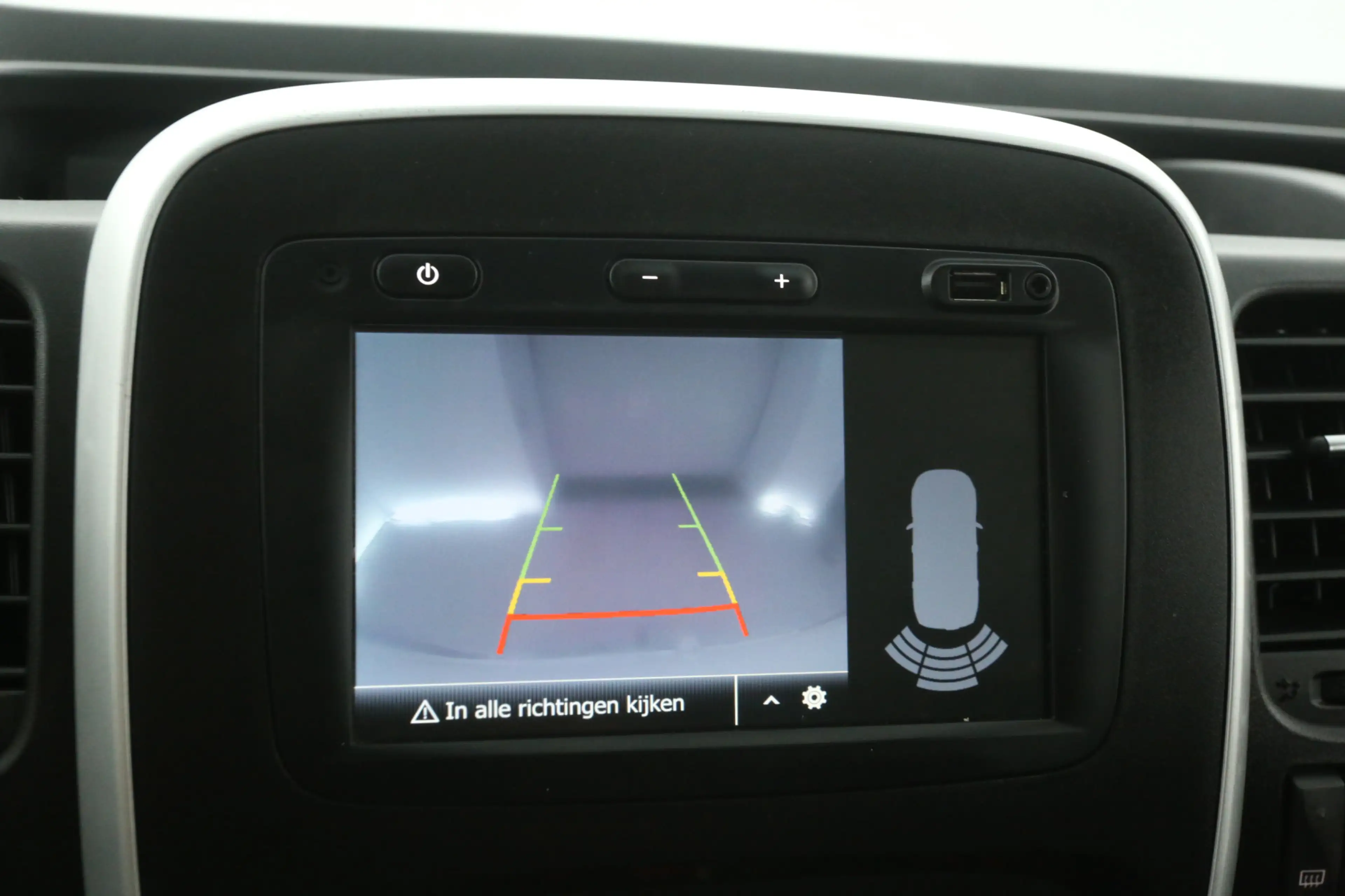 Renault Trafic 2.0 dCi L2H1 | Airco | Cruise | Camera | Carplay | — photo 13
