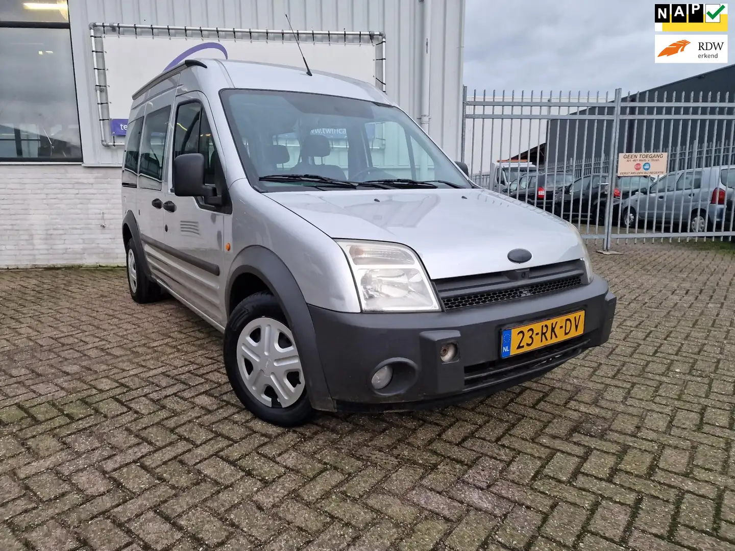Ford Tourneo Connect 1.8-16V LWB AIRCO Szary - 1