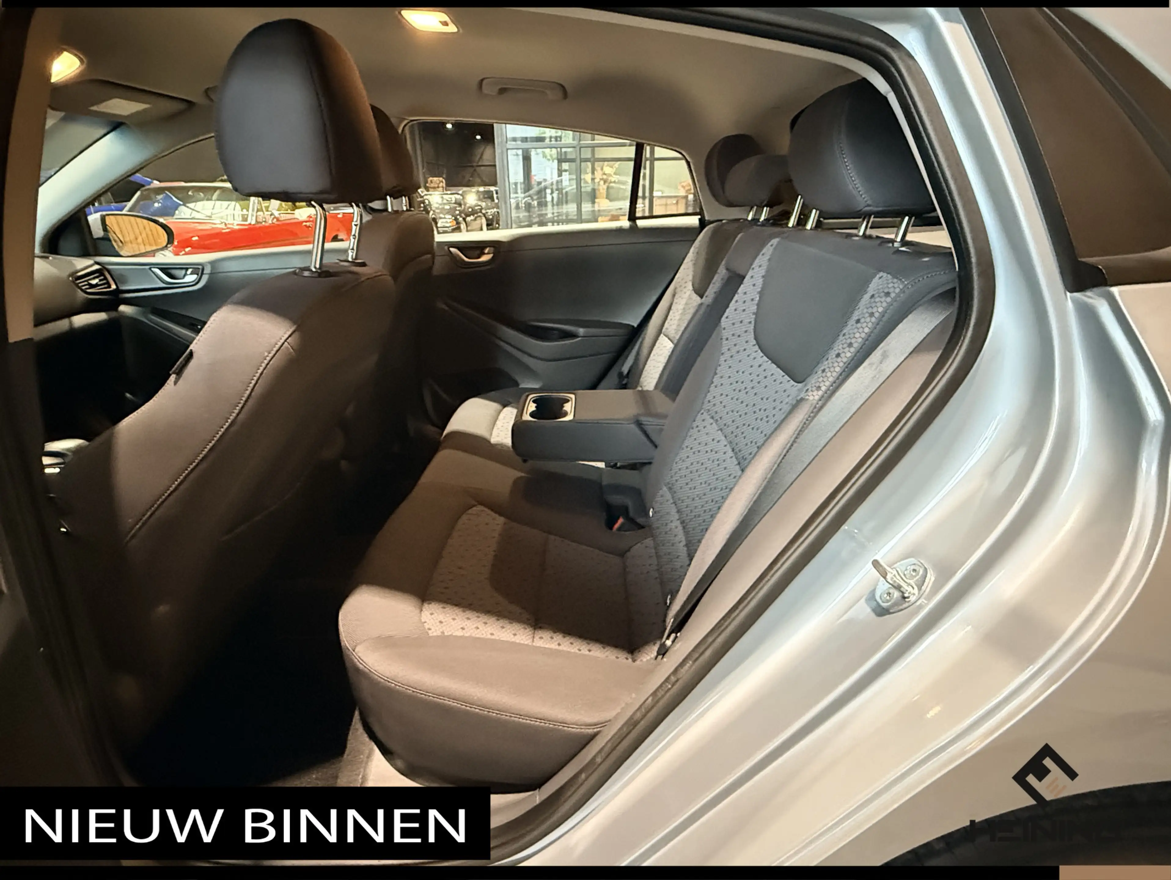 Hyundai IONIQ Comfort EV. Camera. Navi. Apple-carplay. Baterrij — photo 12