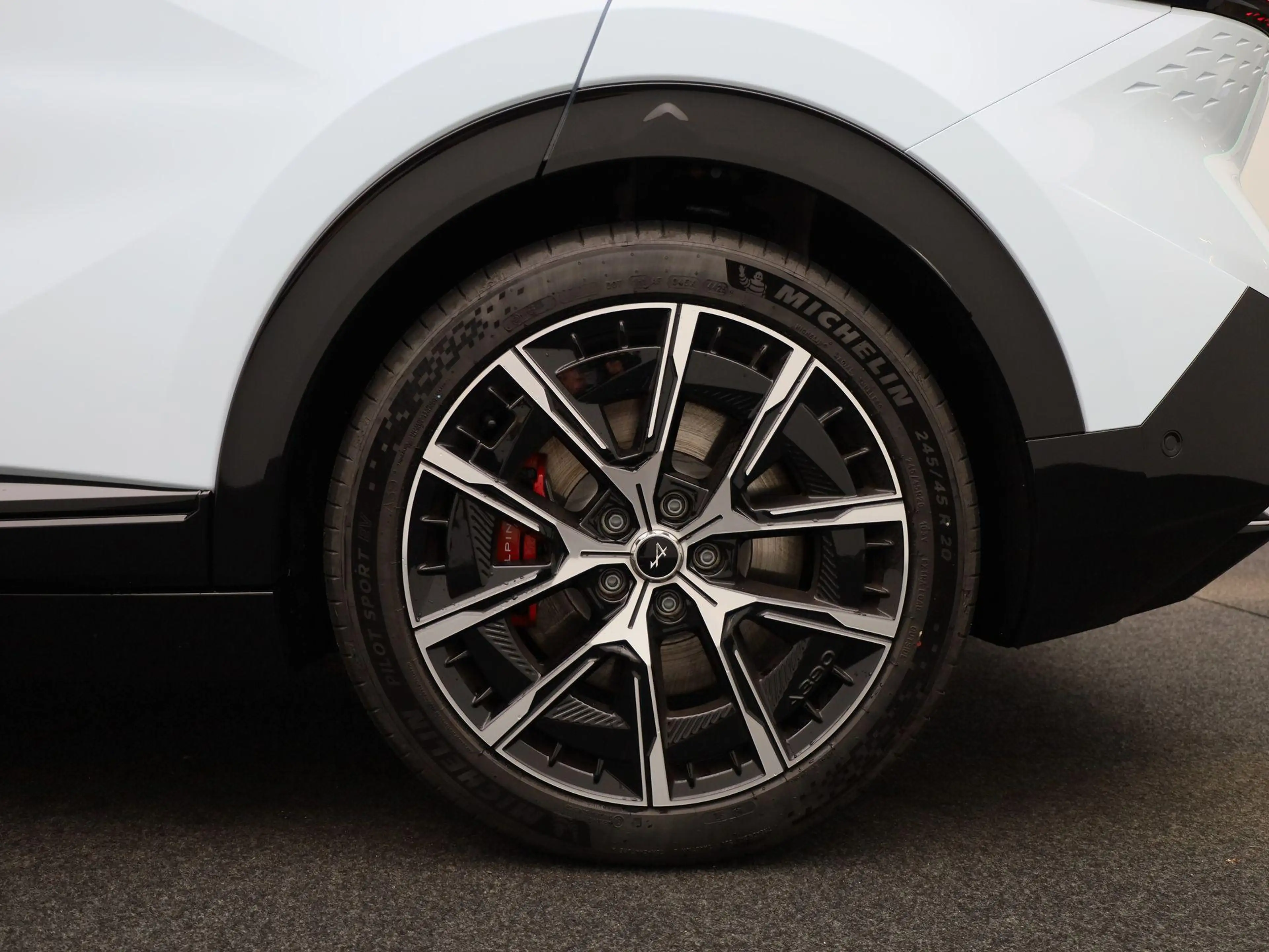 Alpine A390 GT 89kWh Pack Driving | Devialet® XtremeSound audi — photo 13