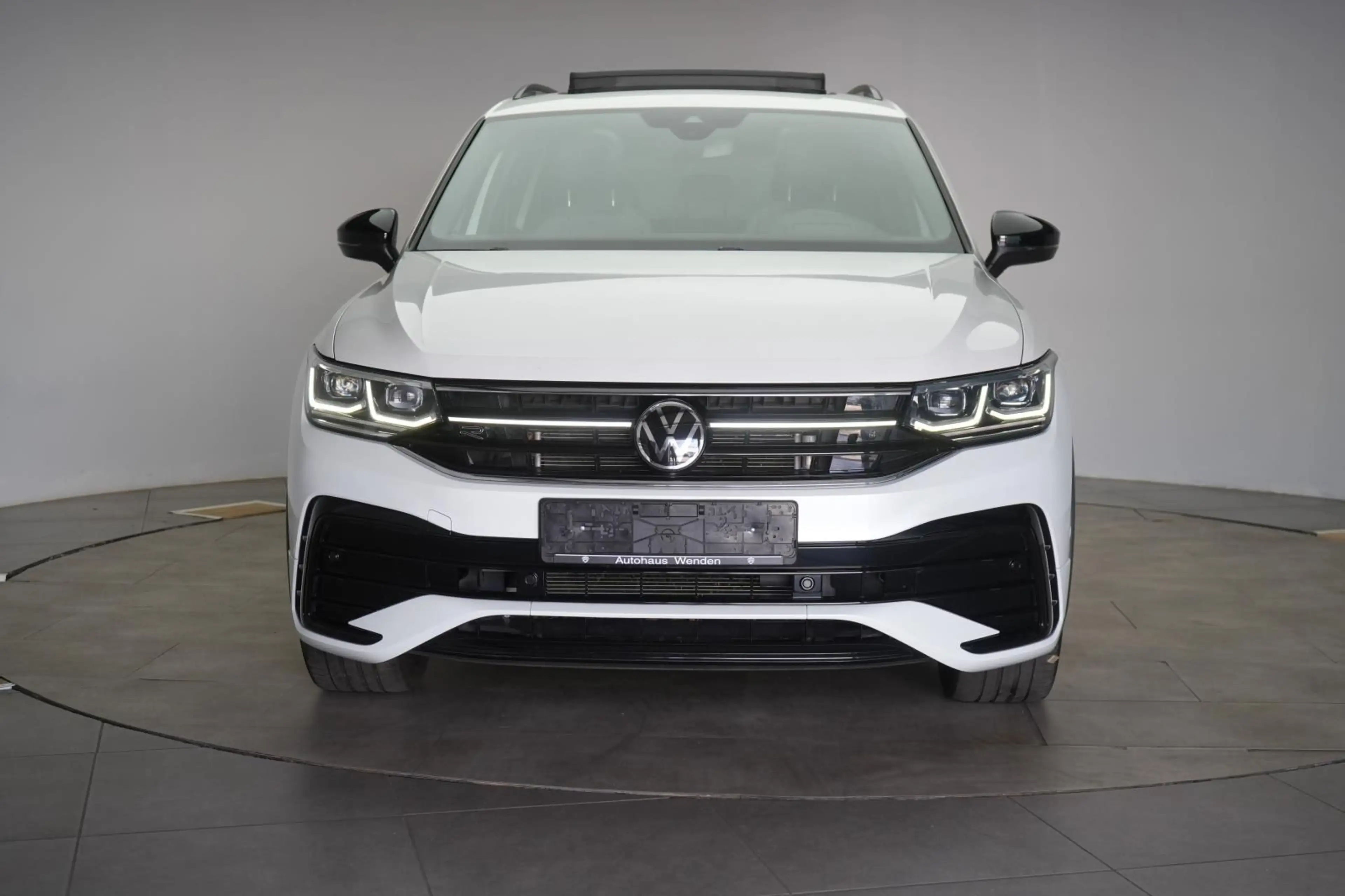 Volkswagen Tiguan Allspace 2.0 TDI 4Motion DSG R-Line ACC/K — photo 2
