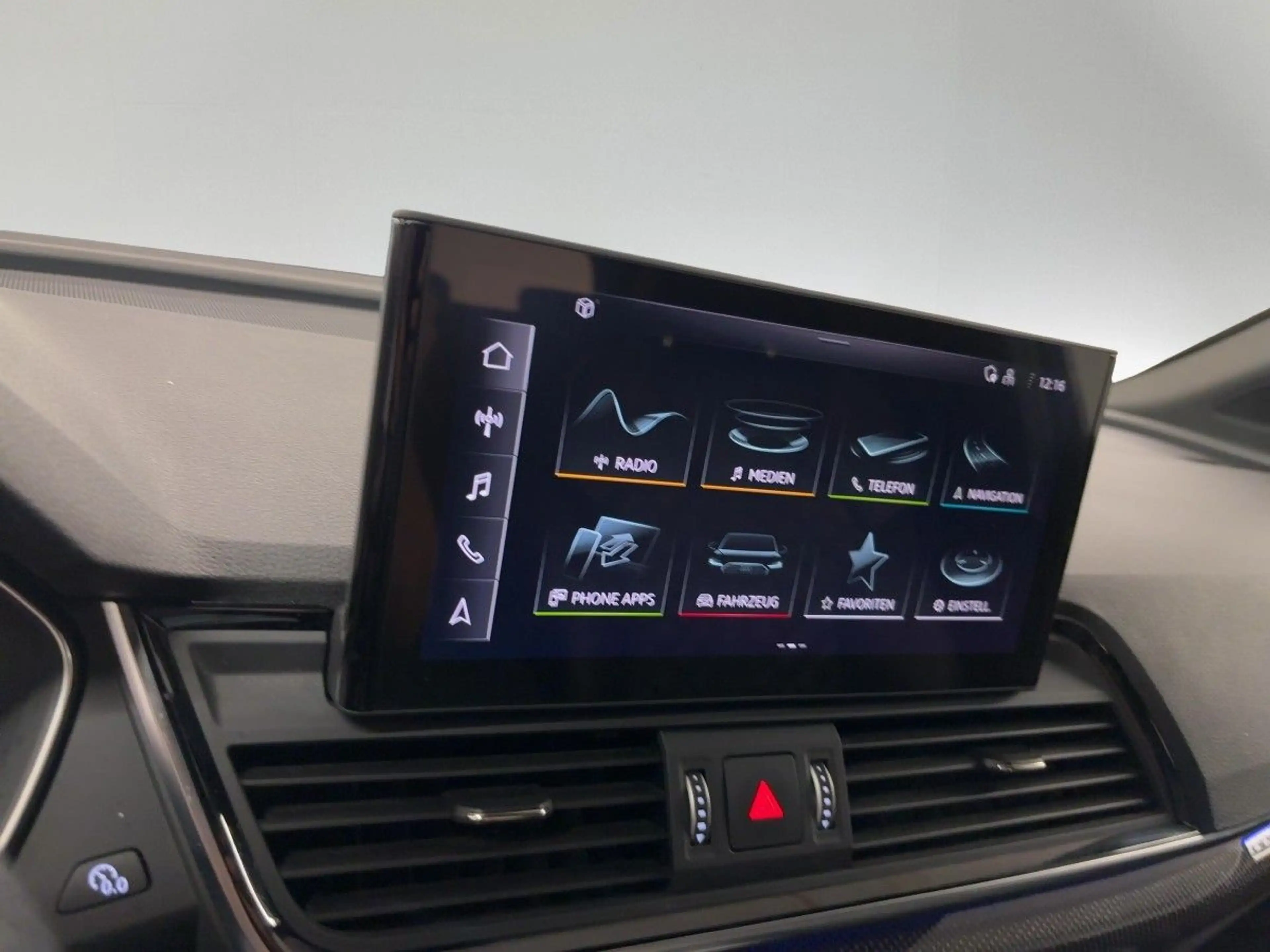 Audi SQ5 TDI tiptr. AHK STDHZG 360°K HUD PANO MATRIX — photo 14