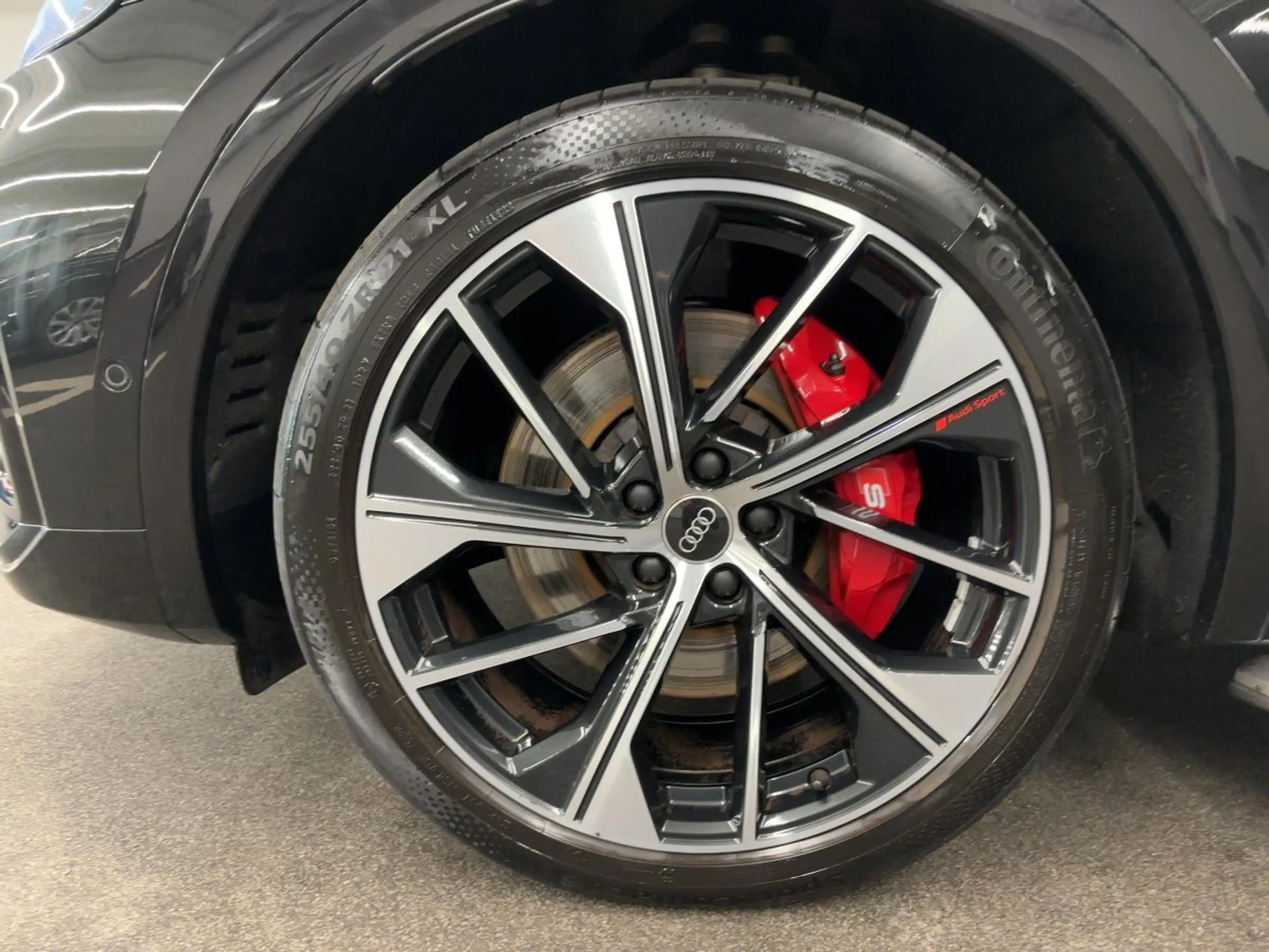 Audi SQ5 TDI tiptr. AHK STDHZG 360°K HUD PANO MATRIX — photo 15
