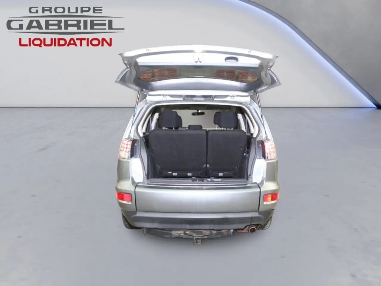 Mitsubishi Outlander снимка Mitsubishi Outlander