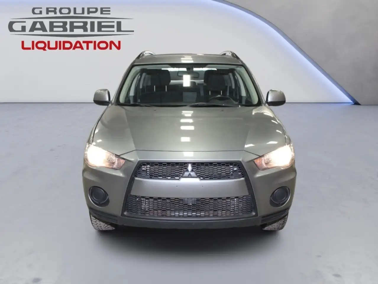 Mitsubishi Outlander снимка Mitsubishi Outlander