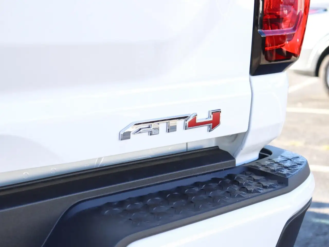 GMC Canyon снимка GMC Canyon
