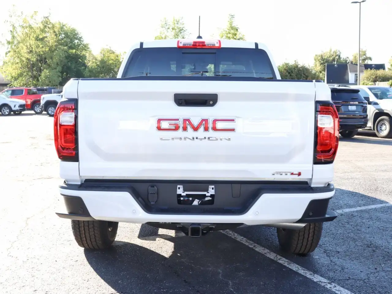 GMC Canyon снимка GMC Canyon