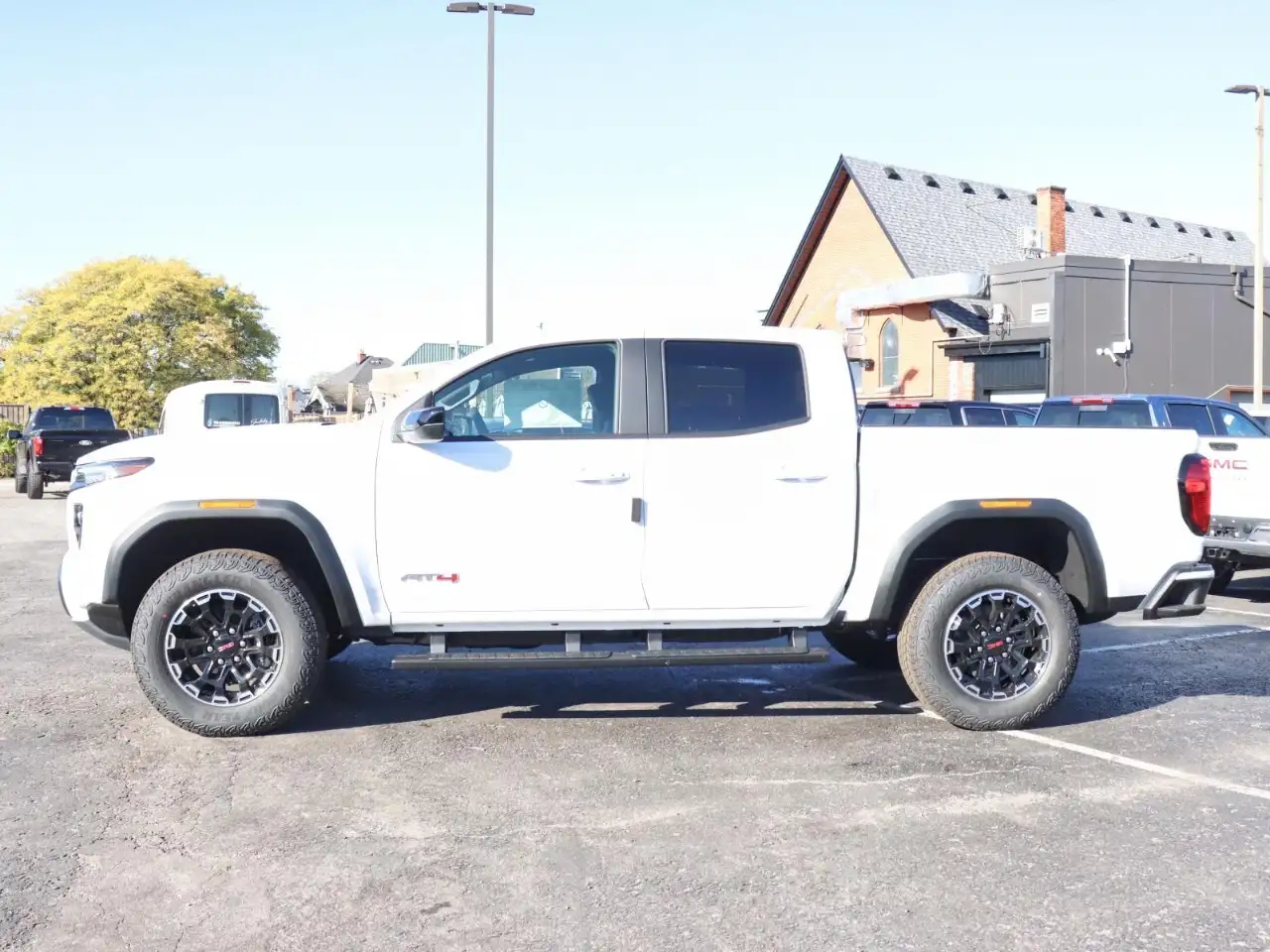 GMC Canyon снимка GMC Canyon