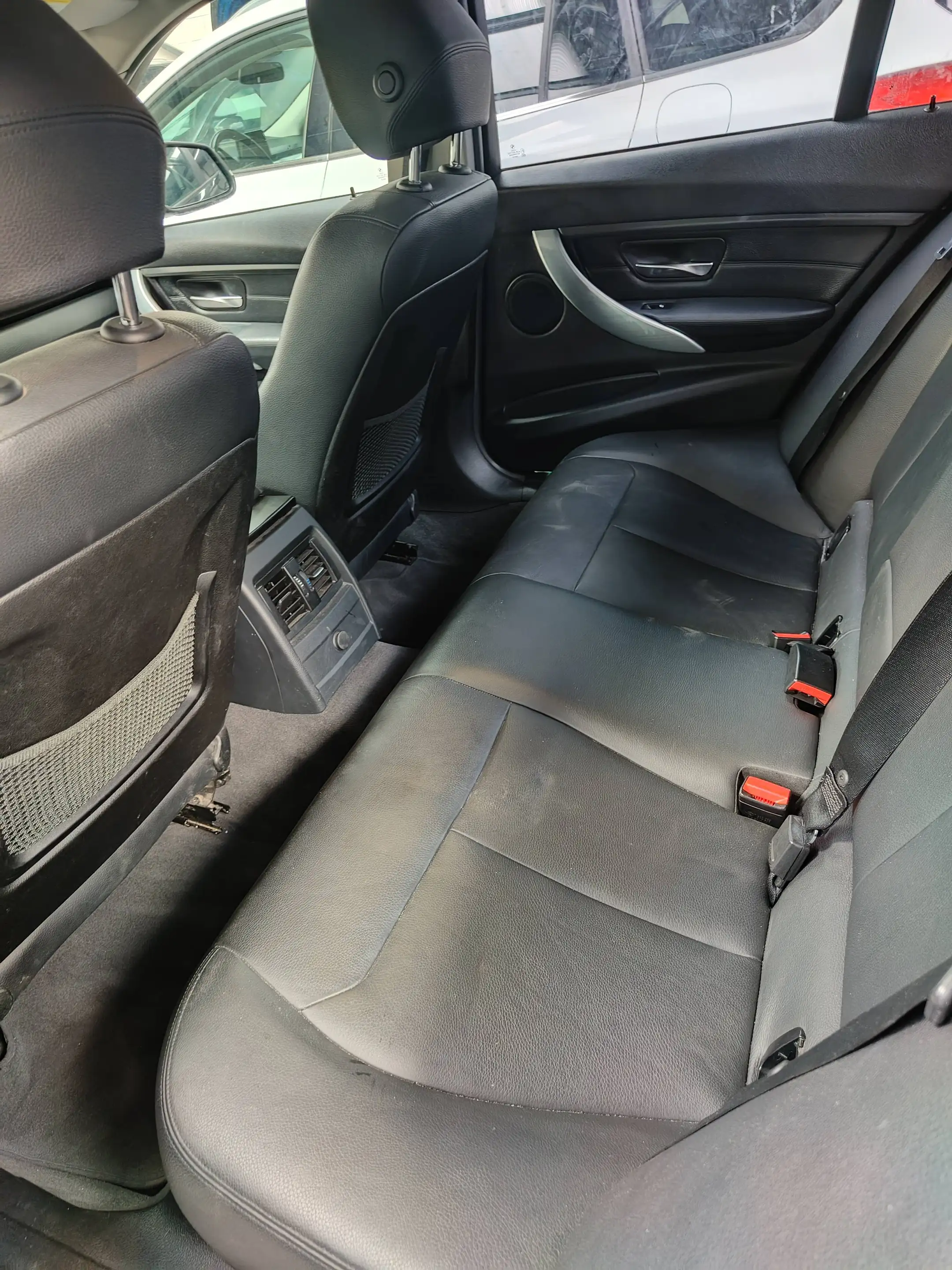 BMW 316 — photo 13