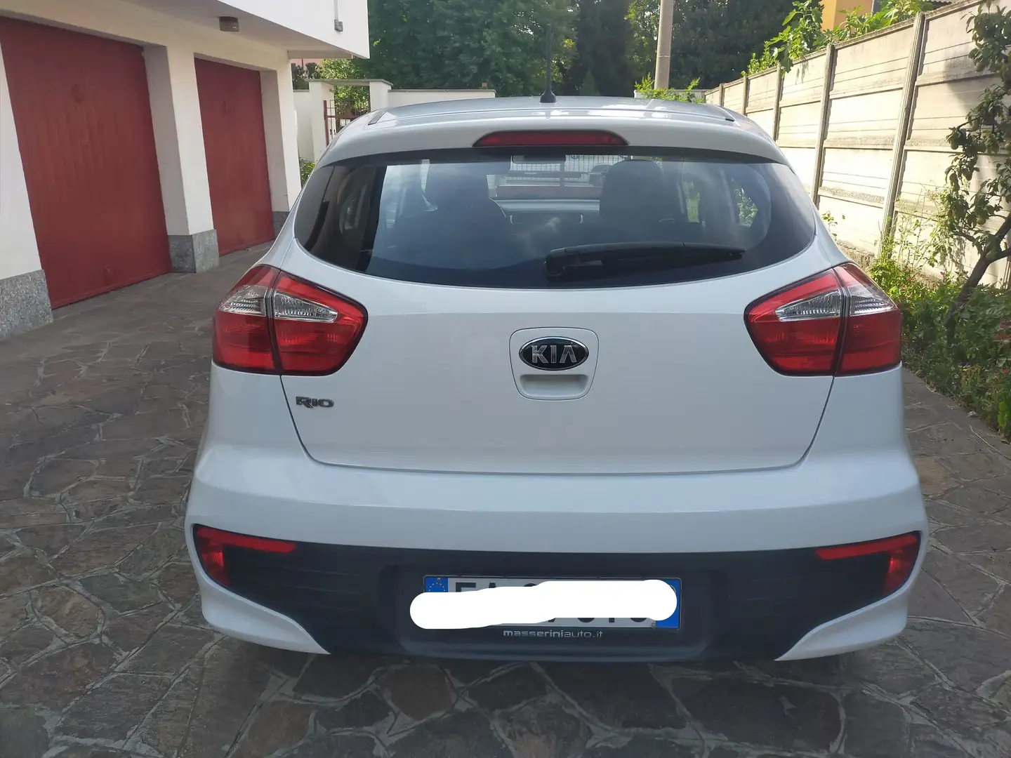 Kia Rio Rio III 2011 5p 1.2 cvvt Active E6 Beyaz - 1
