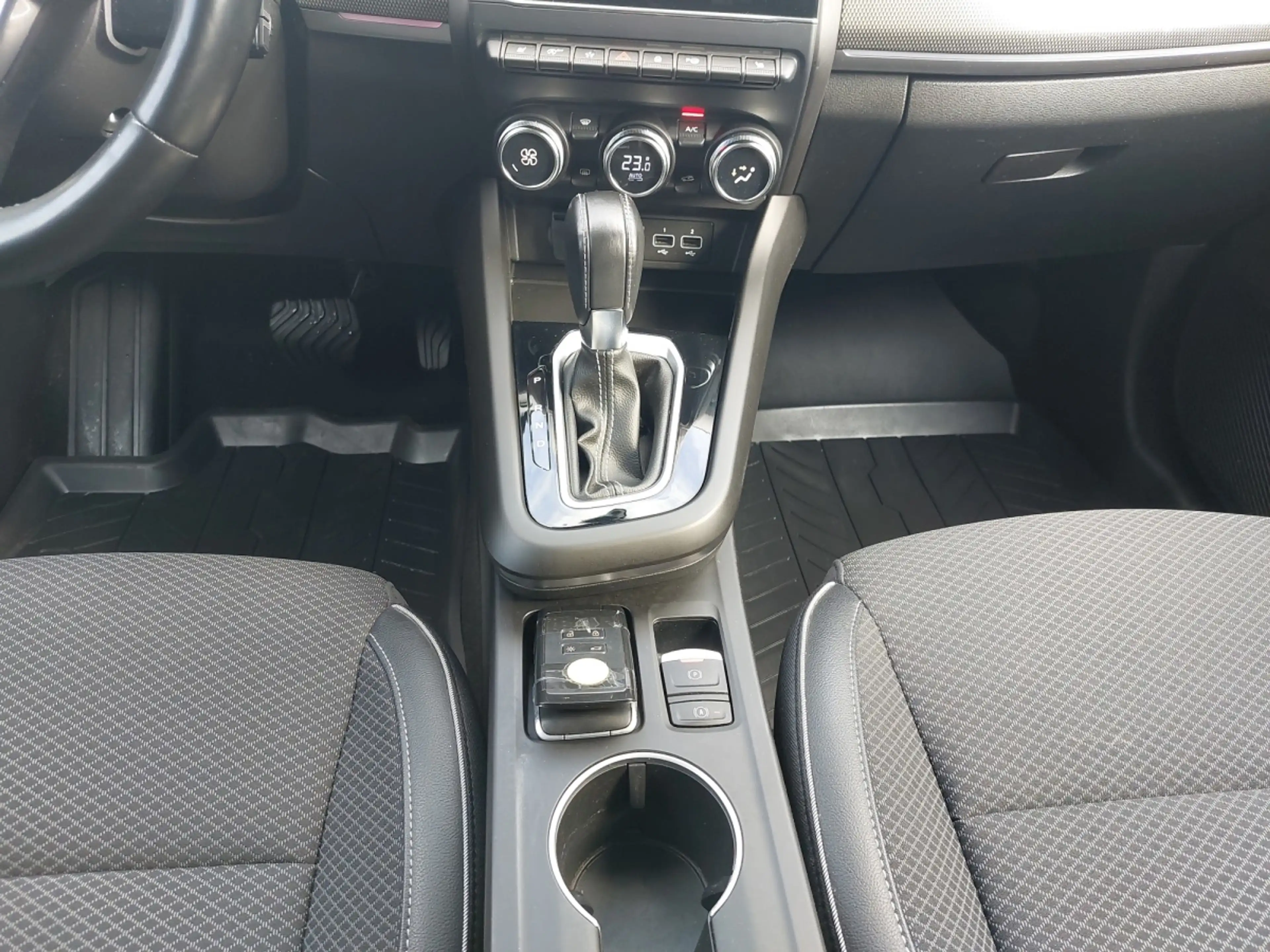 Renault Arkana Mild Hybrid 140 EDC Techno Aut. — photo 9