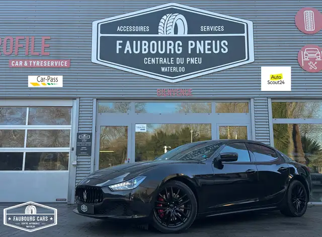 Maserati Ghibli *3.0-V6-S-Q4*4x4*CUIR*NAVIGATION*FULL-BLACK*