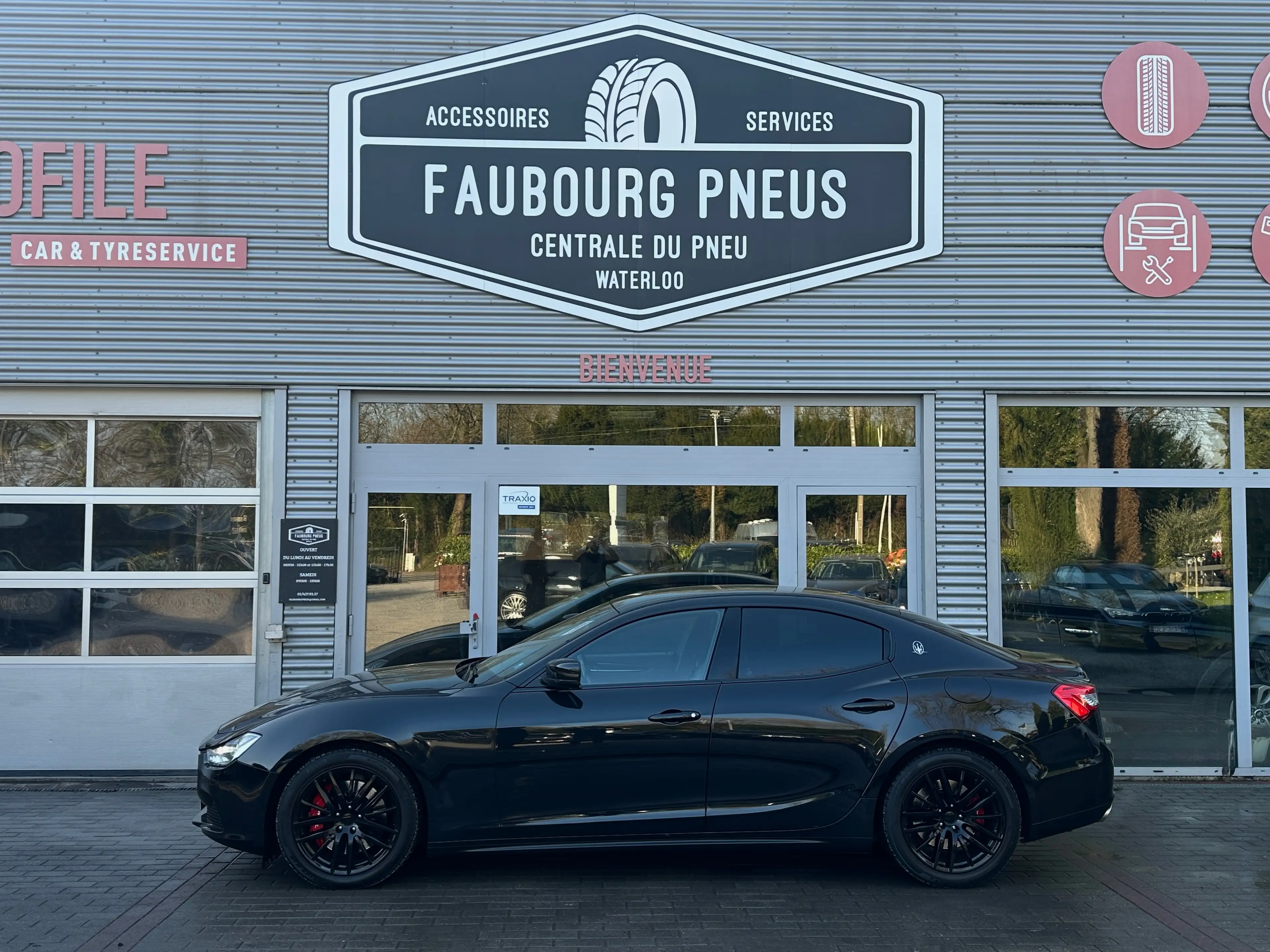 Maserati Ghibli *3.0-V6-S-Q4*4x4*CUIR*NAVIGATION*FULL-BLACK* — photo 2
