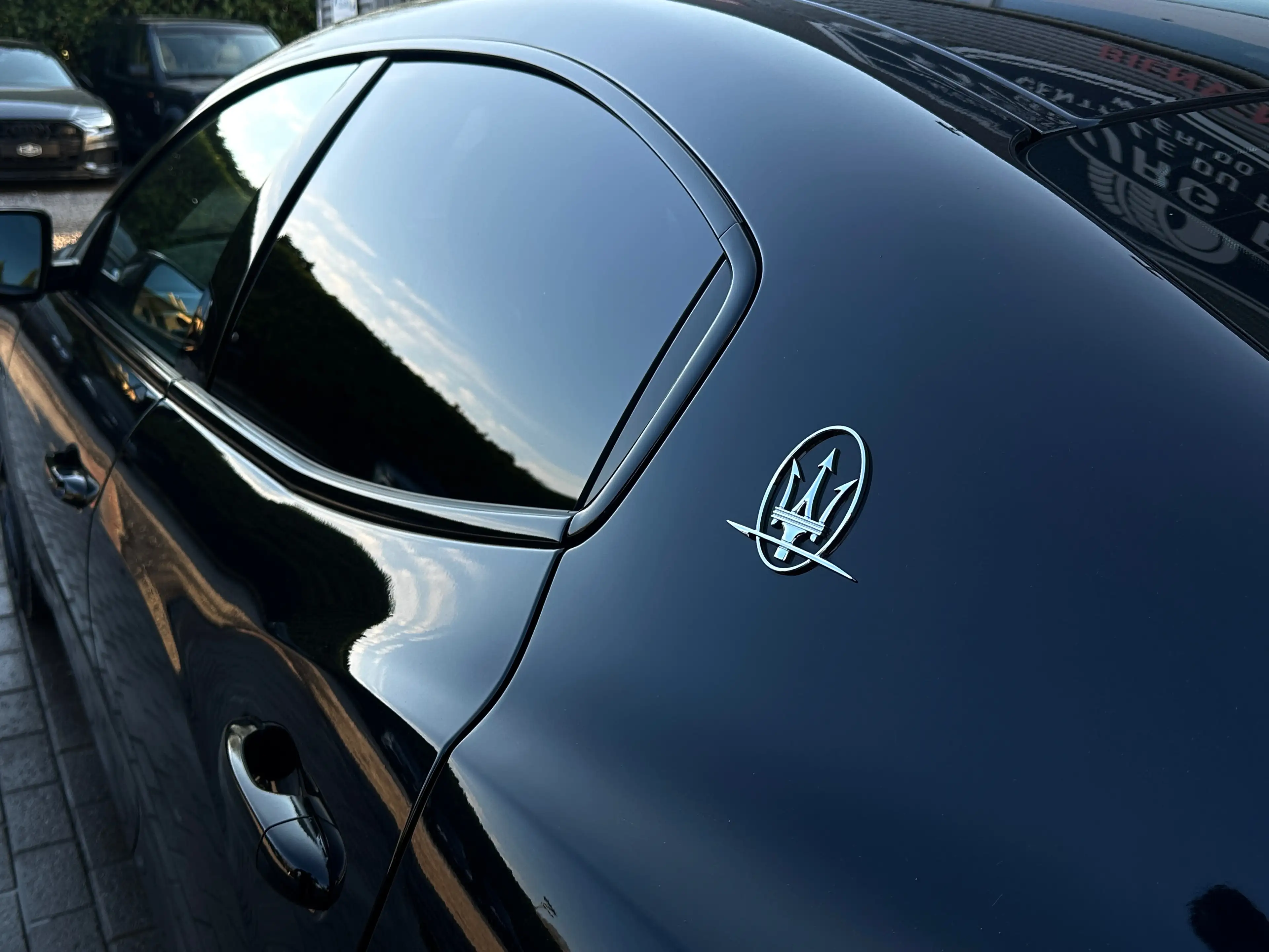 Maserati Ghibli *3.0-V6-S-Q4*4x4*CUIR*NAVIGATION*FULL-BLACK* — photo 15
