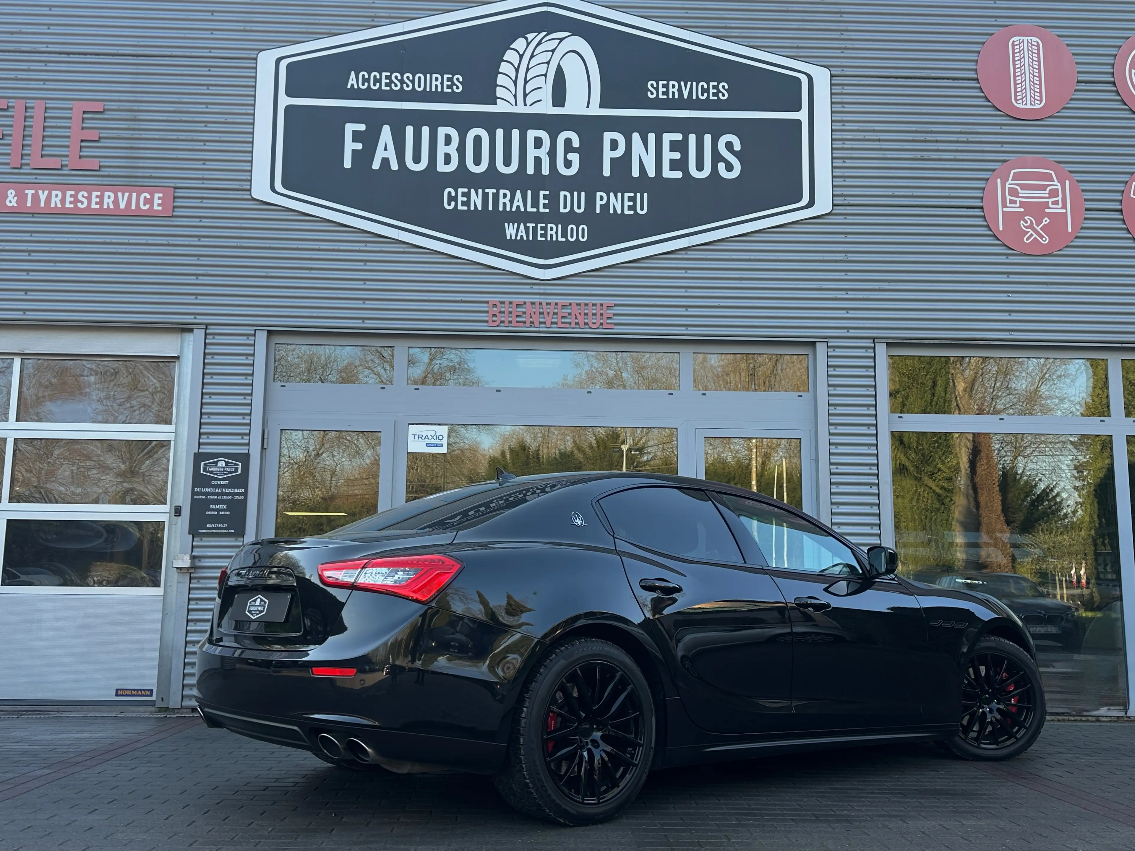 Maserati Ghibli *3.0-V6-S-Q4*4x4*CUIR*NAVIGATION*FULL-BLACK* — photo 4