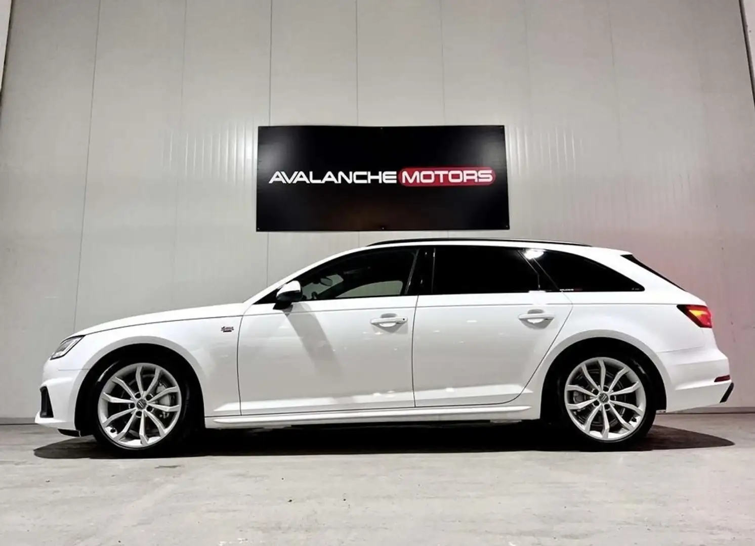 Audi A4 40 TDI quattro sport Weiß - 2