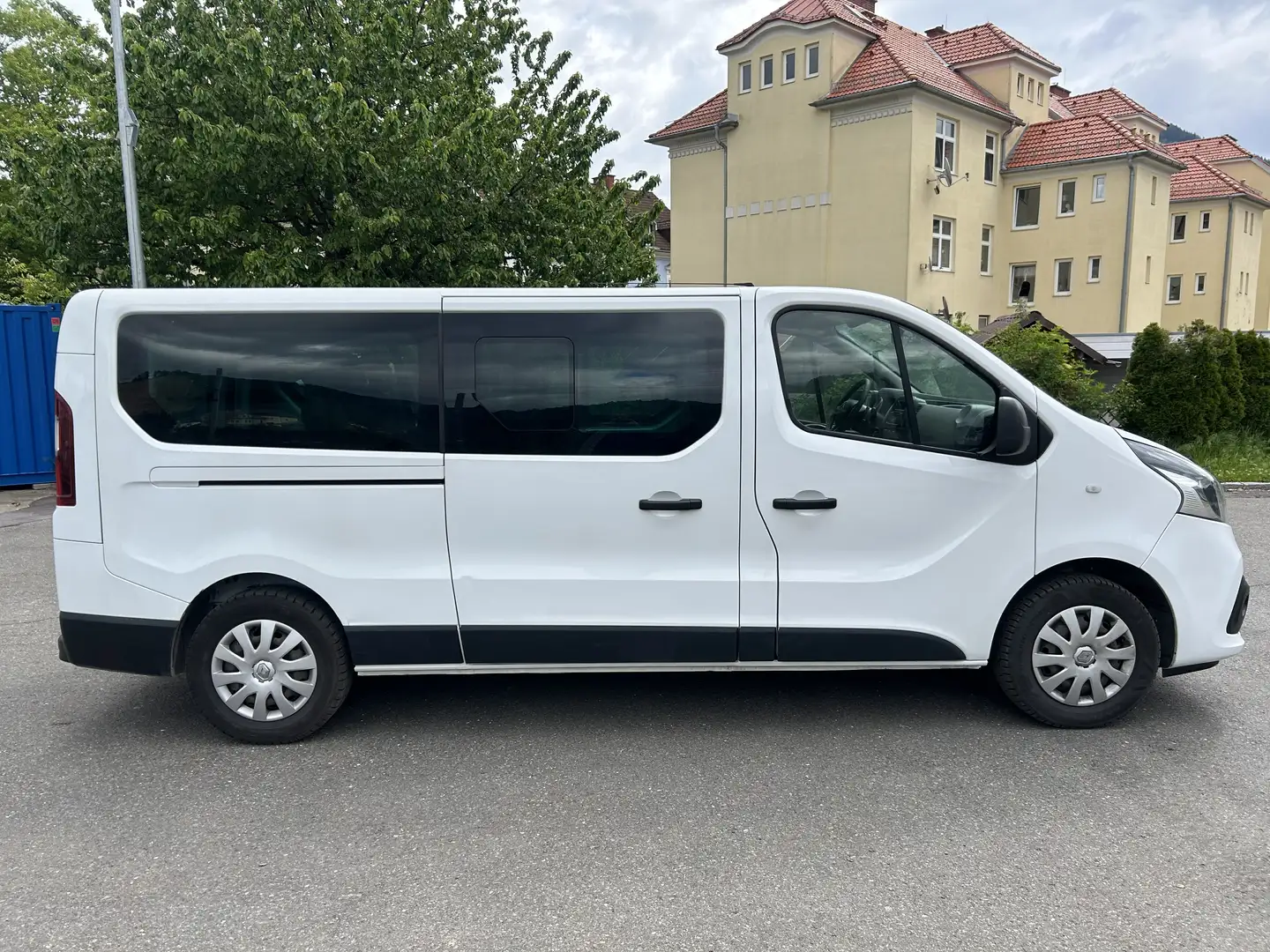 Renault Trafic Energy dCi 125 Twin-Turbo,9.Sitzplätze!!! - 2