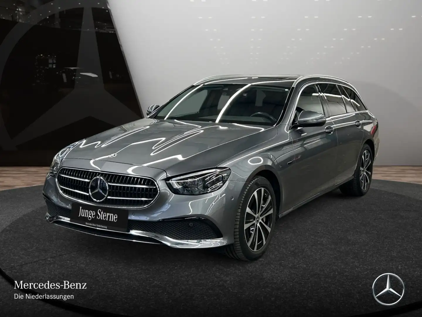 Mercedes-Benz E 300 de T AVANTG+AHK+MULTIBEAM+FAHRASS+KAMERA+9G Grau - 2