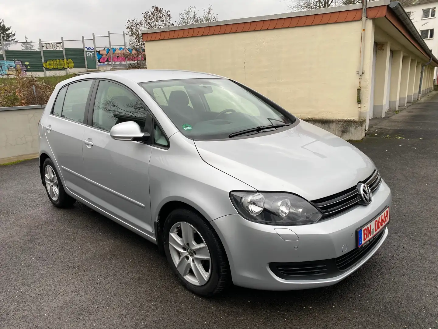 Volkswagen Golf Plus Comfortline1,4TSI.Klima.PDCvorne+hinten,Scheckheft Gri - 1