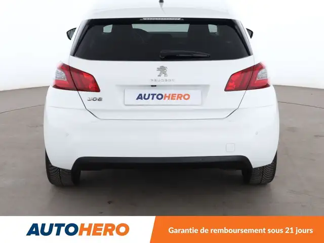 Peugeot 308 view 5