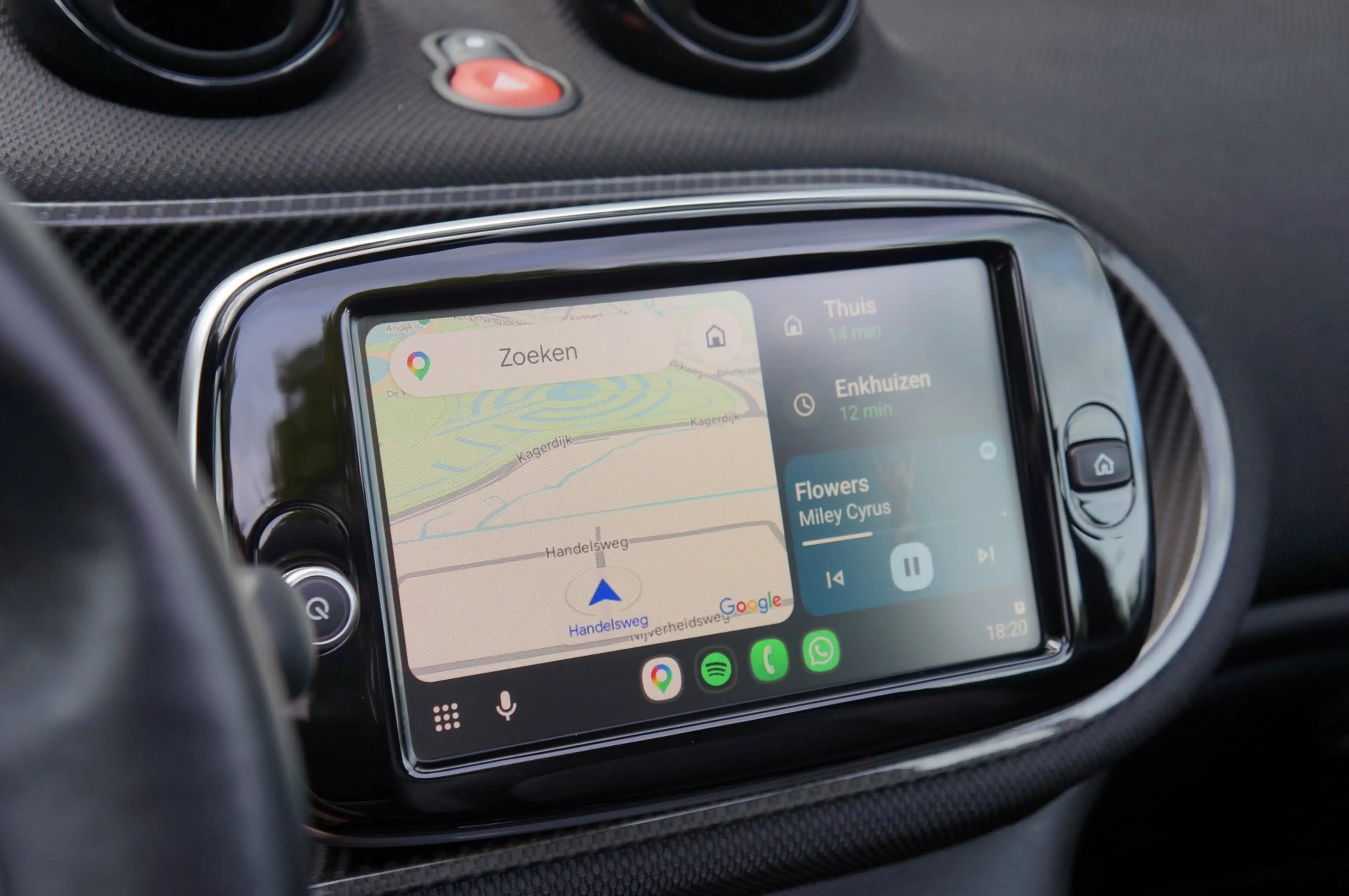 smart forTwo cabrio EQ Comfort PLUS 18 kWh; Leder+Camera=ORG NL — photo 5