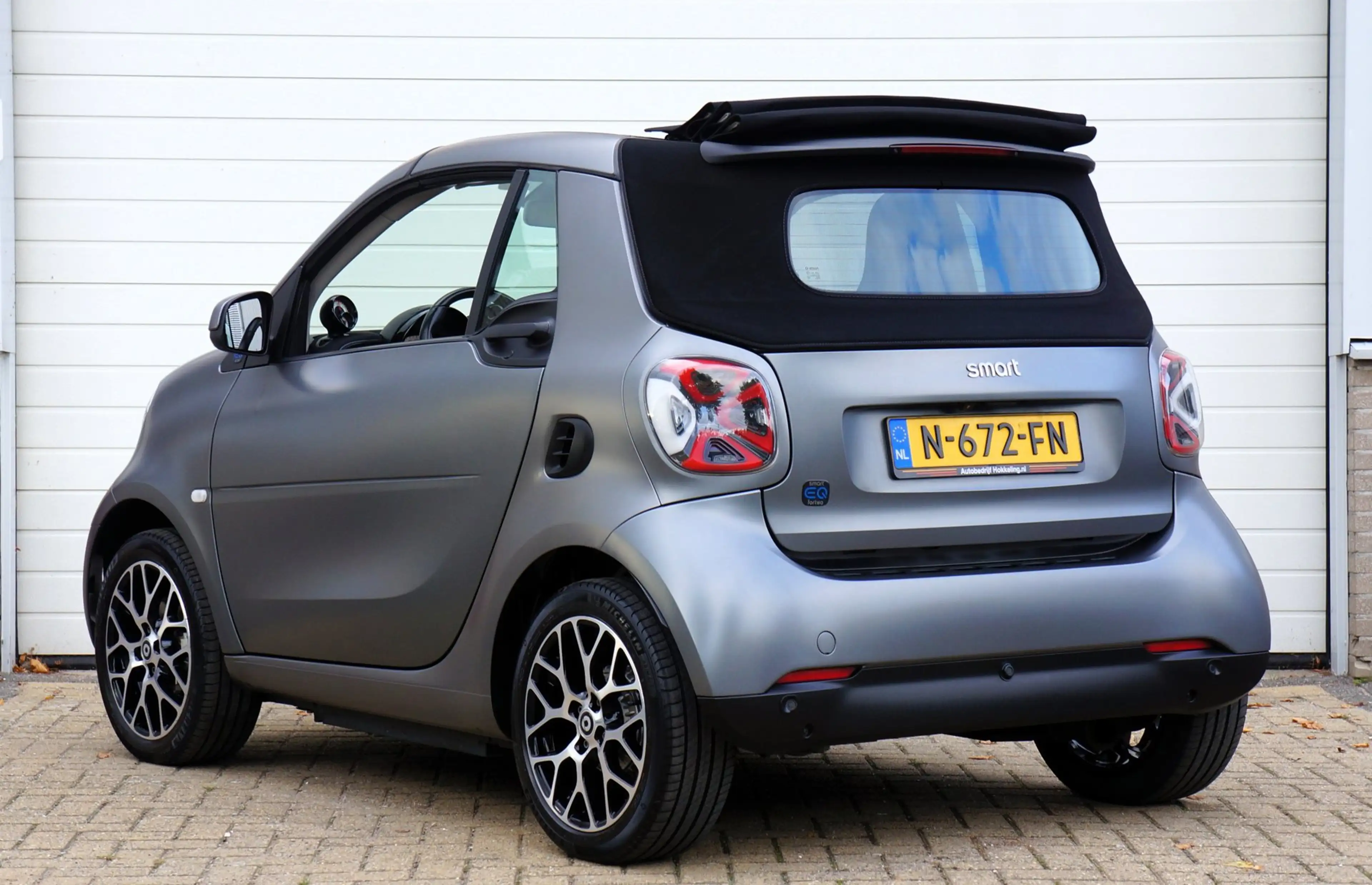 smart forTwo cabrio EQ Comfort PLUS 18 kWh; Leder+Camera=ORG NL — photo 3