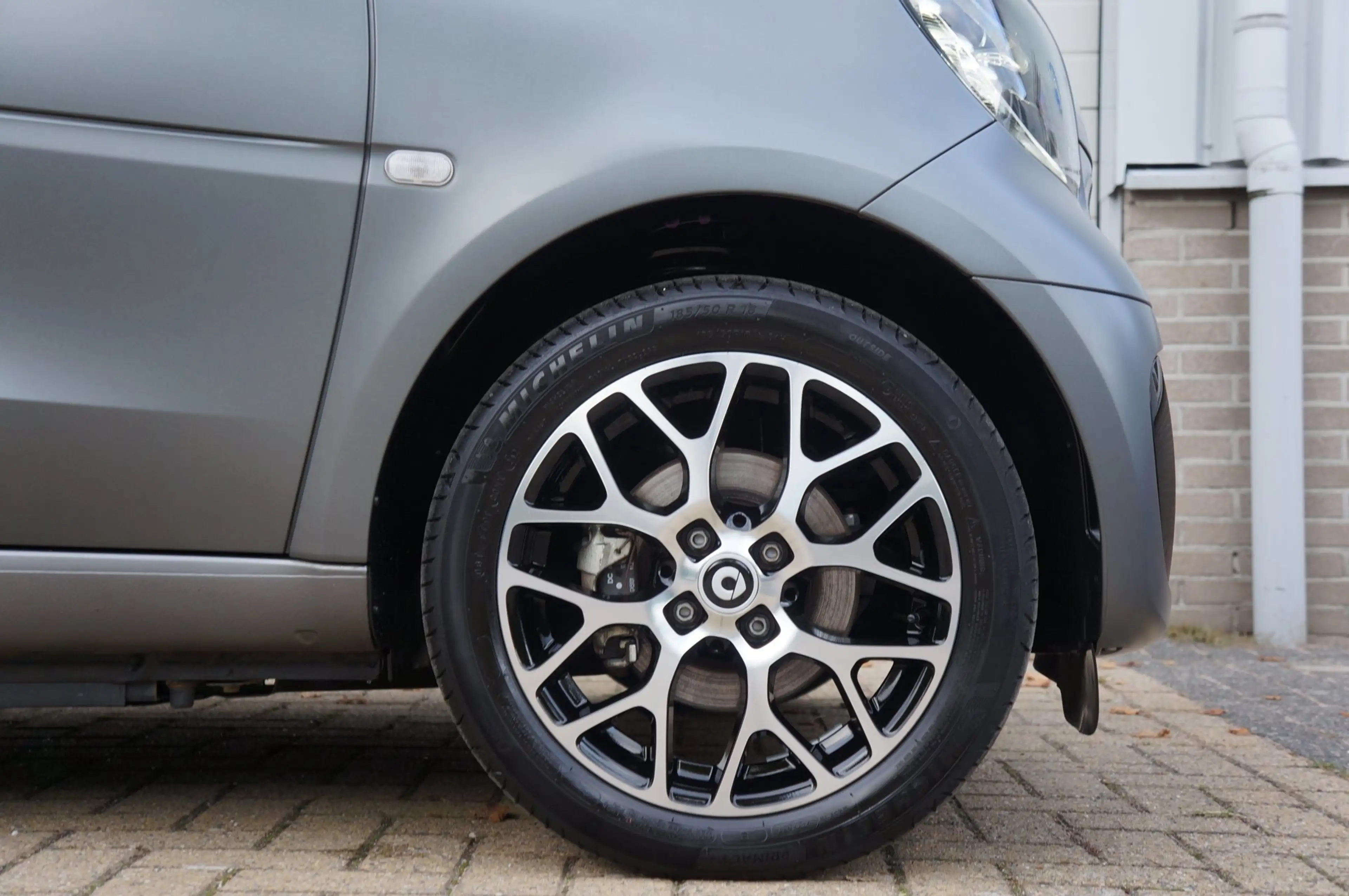 smart forTwo cabrio EQ Comfort PLUS 18 kWh; Leder+Camera=ORG NL — photo 12