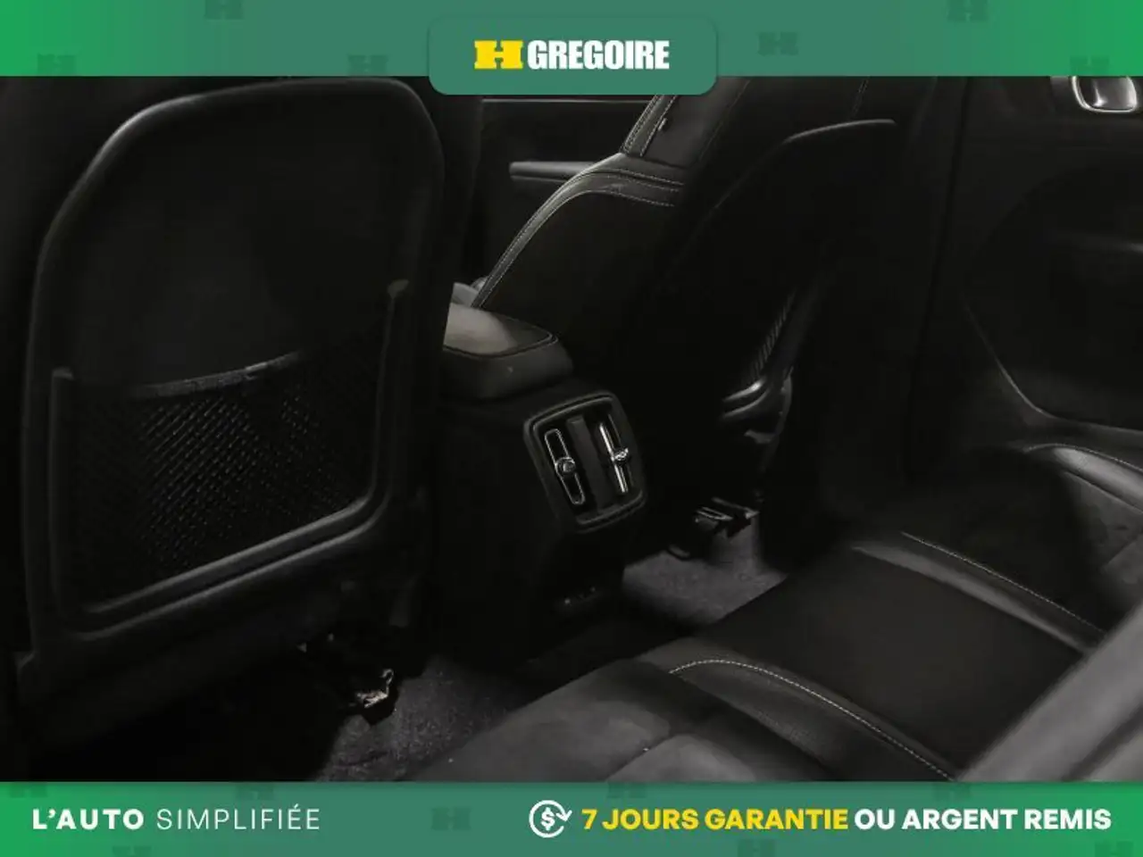Volvo XC40 снимка Volvo XC40