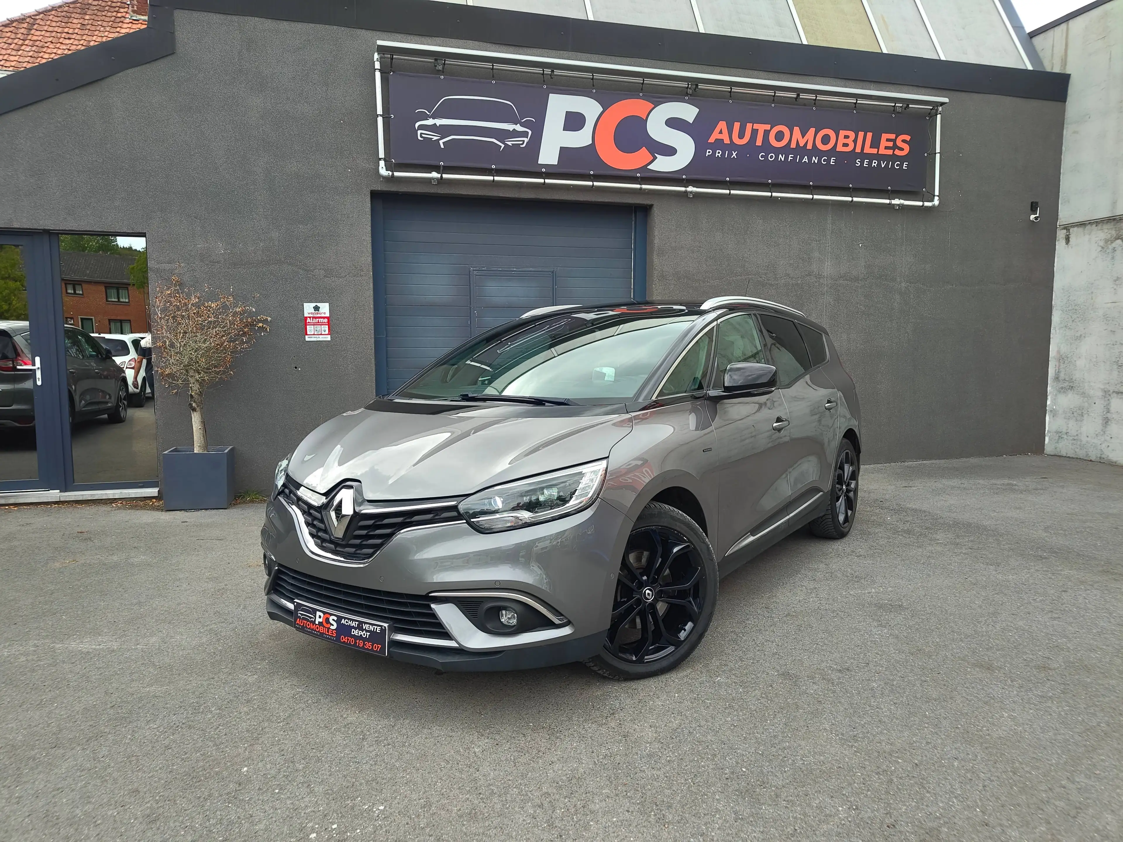 Renault Grand Scenic Grand Scénic 1.7 Blue dCi Black Edition *GPS*CLIM*SIEGES CHAUFFANT*BLUETOOTH*GARANTIE 12 MOIS