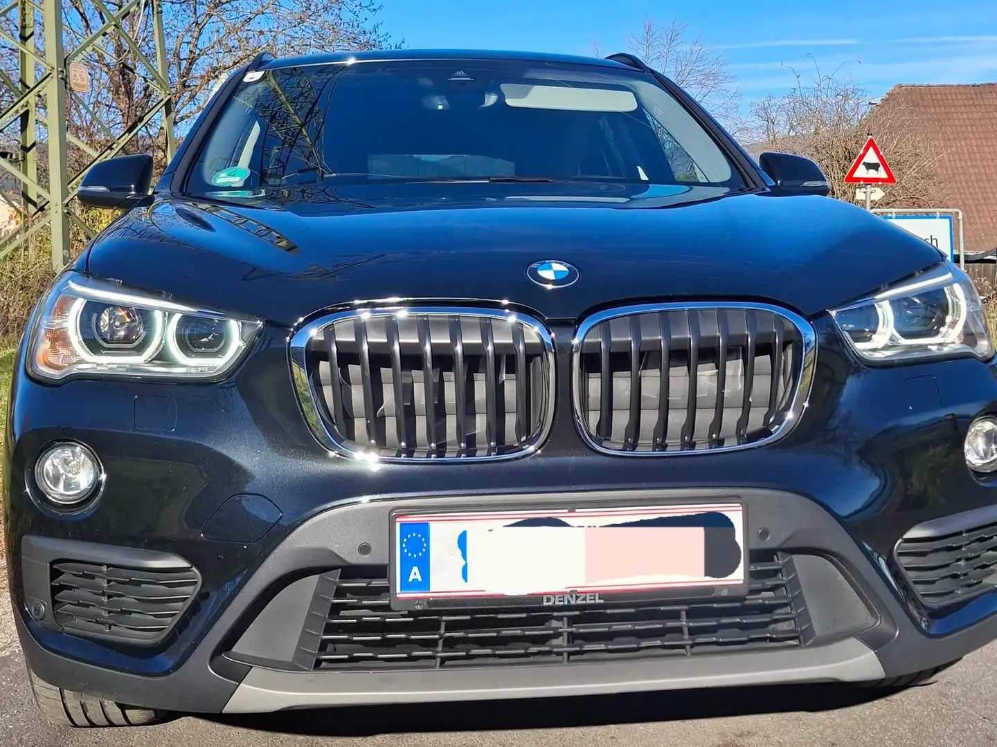 BMW X1 sDrive 18d Aut./ADVANTAGE - TOP GARAGENGEPFLEGT Schwarz - 2
