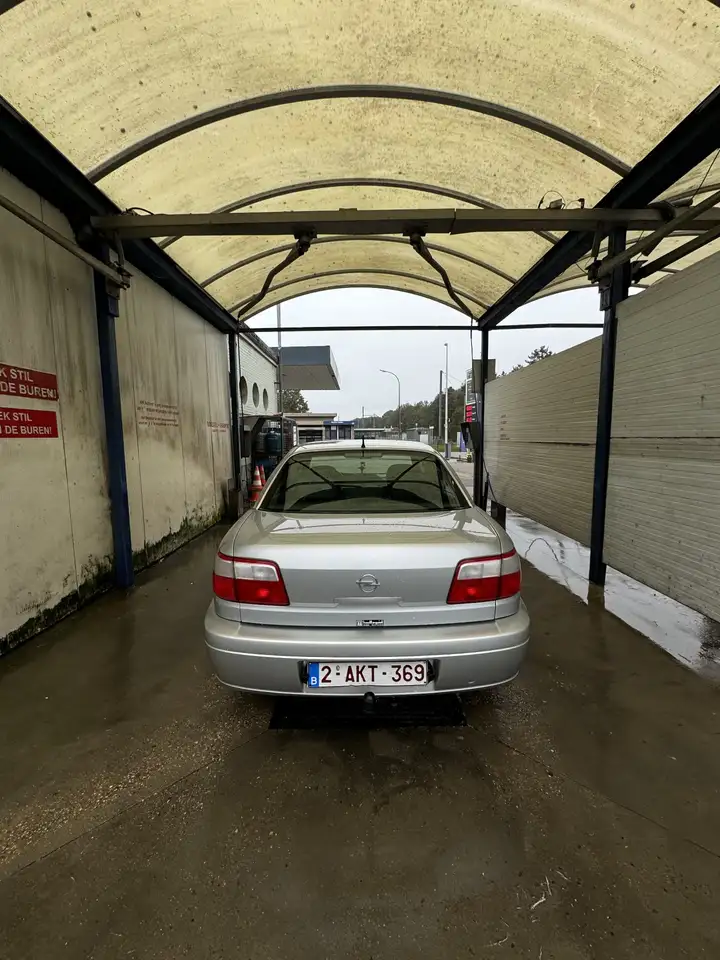 Opel Omega 2.0i XEV 100, foto 7