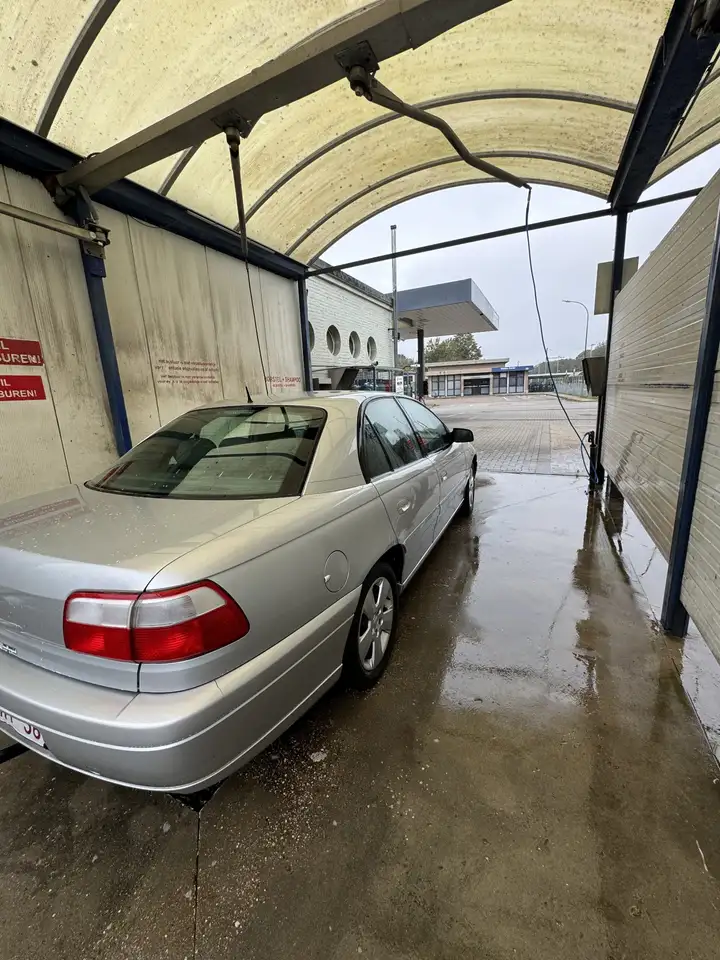 Opel Omega 2.0i XEV 100, foto 6