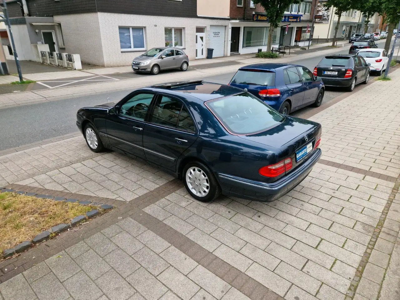 Mercedes-Benz E 280 ELEGANCE Automatik*2.HAND*LEDER*KLIMA*TEMP, foto 9