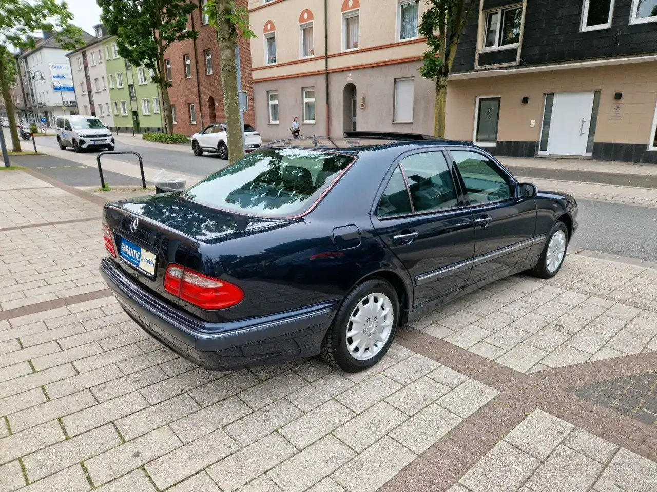 Mercedes-Benz E 280 ELEGANCE Automatik*2.HAND*LEDER*KLIMA*TEMP, foto 5