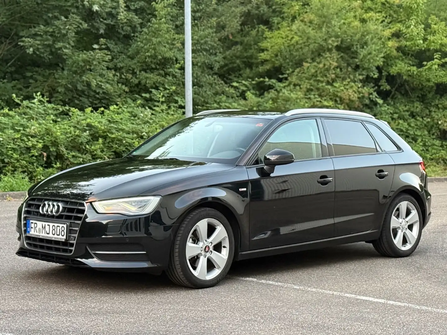 Audi A3 Sportback ambition KW ;92 , Automatik+Klima . Nero - 2