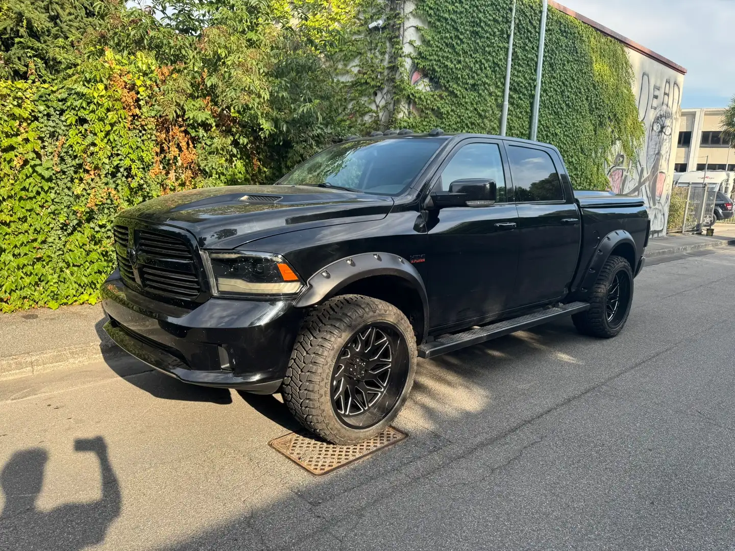 Dodge RAM 1500HEMI V8 4X4 GPL CREWCAB LIFT CERCHI 22 FATT. Zwart - 1