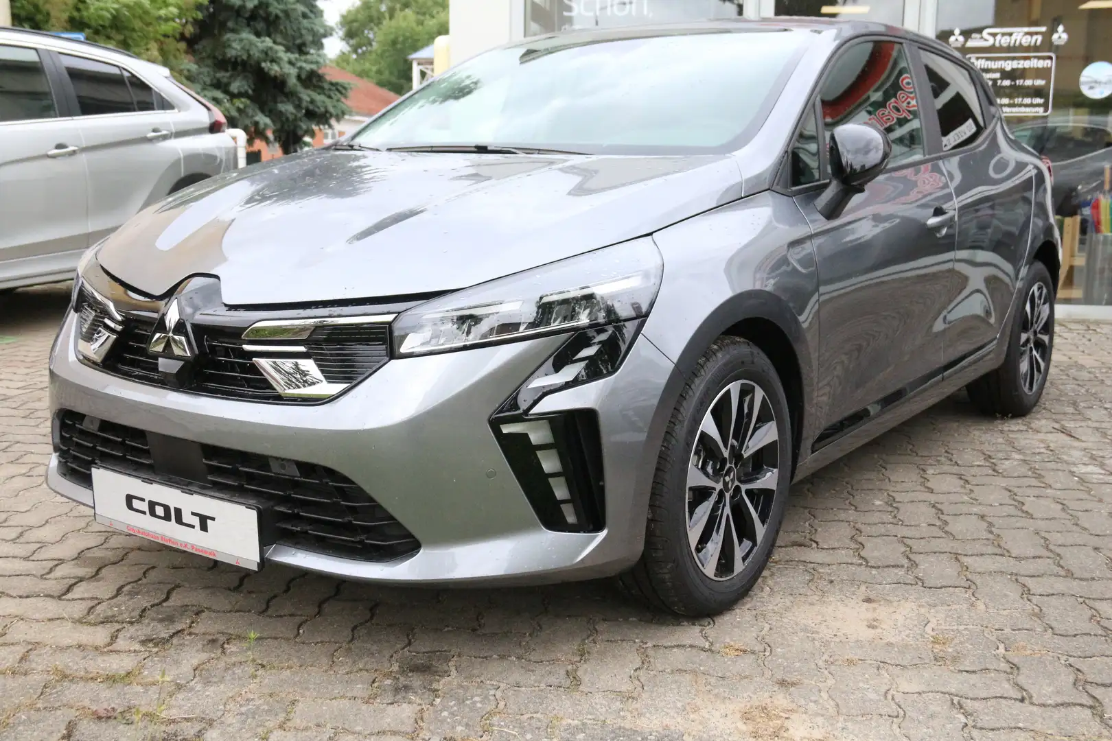 Mitsubishi Colt 1.0 Turbo PLUS Gris - 2