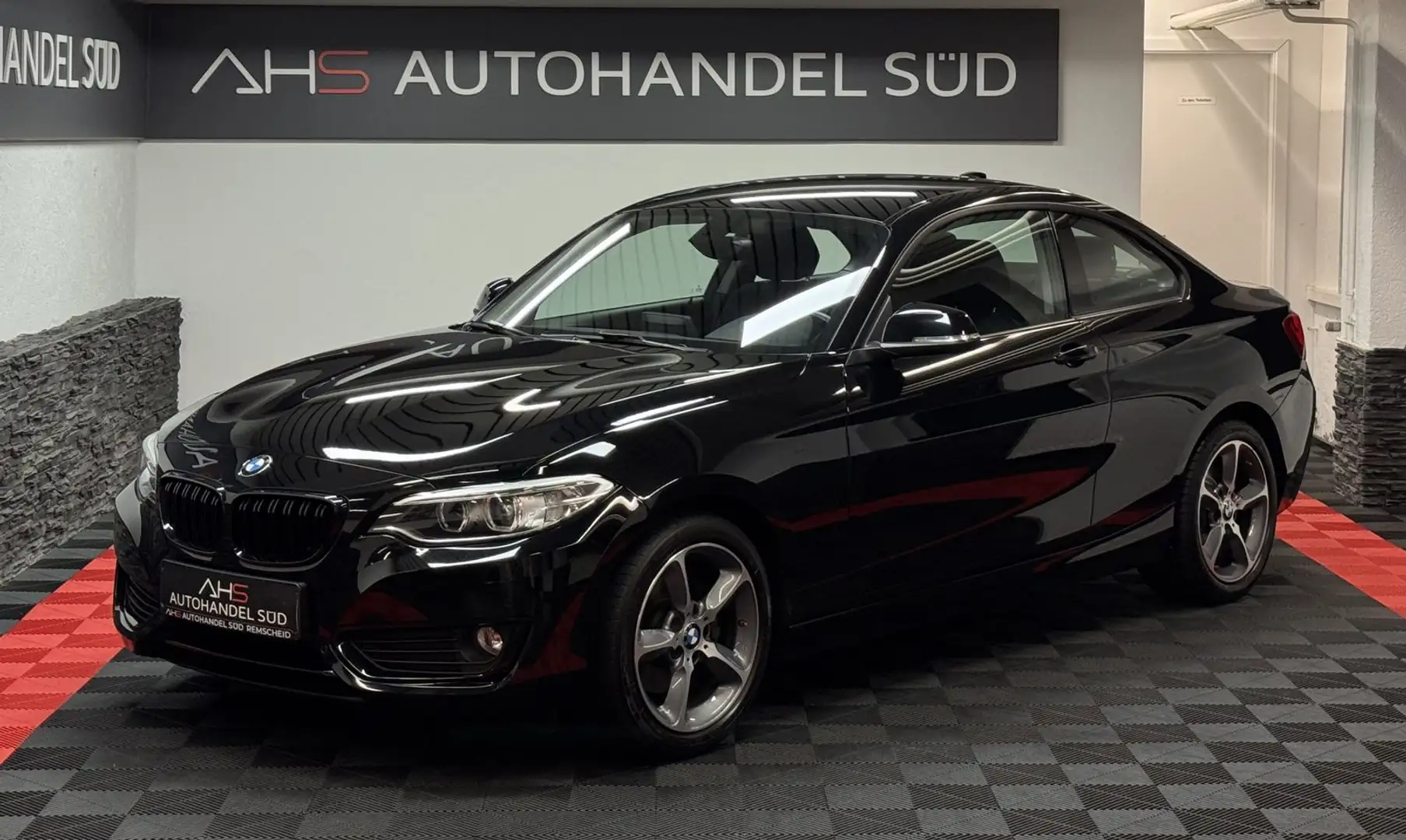BMW 220 220 d*Coupe*NAVIGATION*BI-XENON*SHZ* Negro - 1